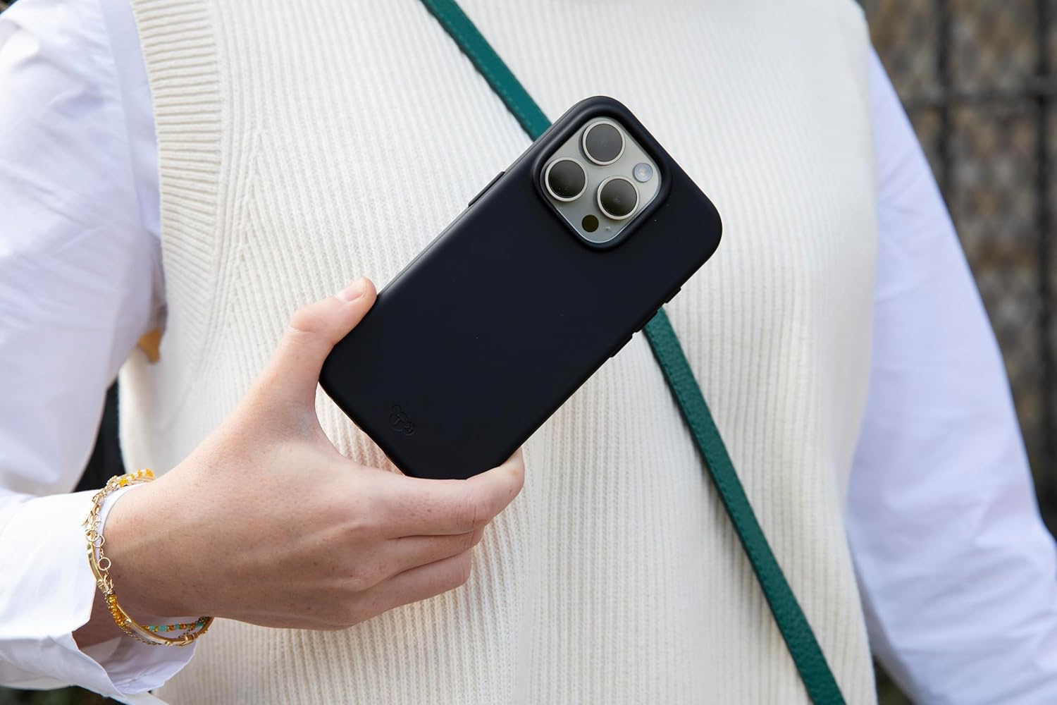 Tech21 Evolite Case for Iphone 15 Pro, Black image number 5