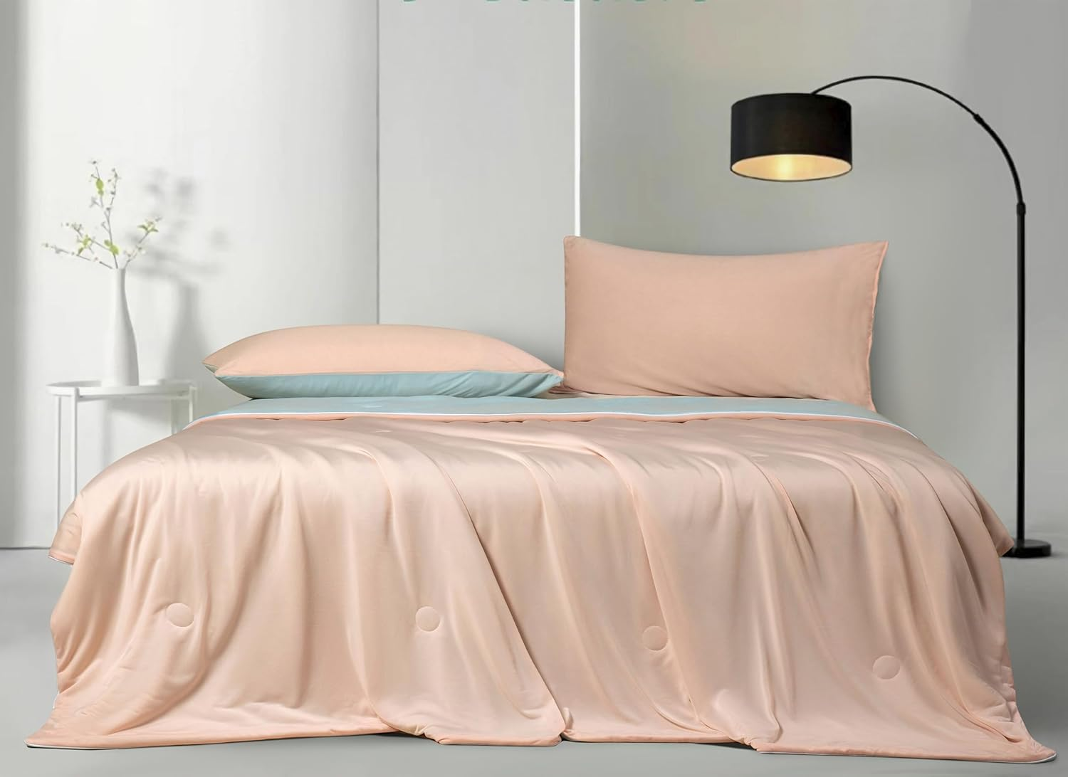 Gioia Casa Ice Cooling Reversible Comforter/Blanket/Quilt - Soft Lightweight Breathable for Hot Weather - Emphasizing Comfort, Cooling, and Suitability for Hot Weather (Blue and Grey, Queen/King)