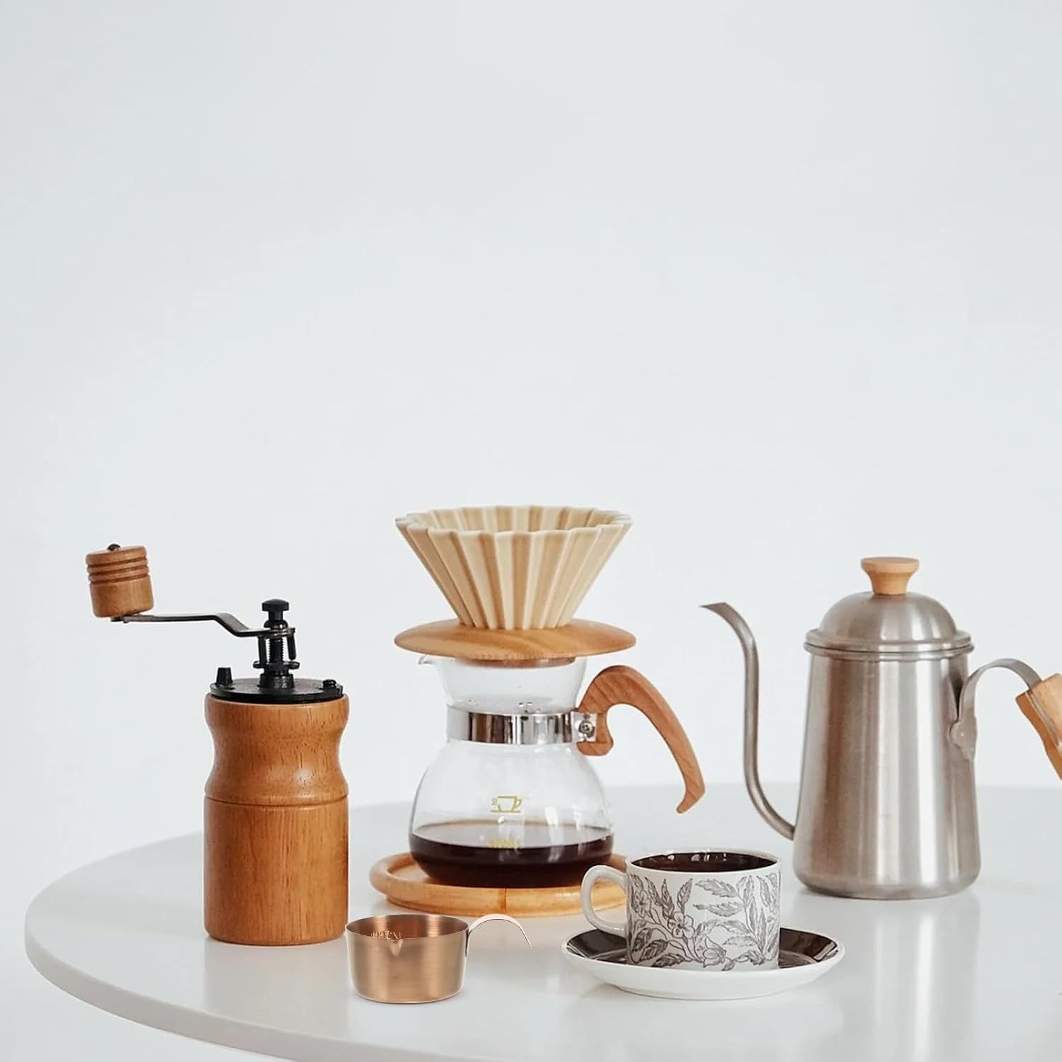 SEWACC Stainless Steel Espresso Measuring Cup 80Ml with Pour Spout Rose Gold Metal Creamer Jug for Coffee Bar and Milk Frothing Accessories image number 4