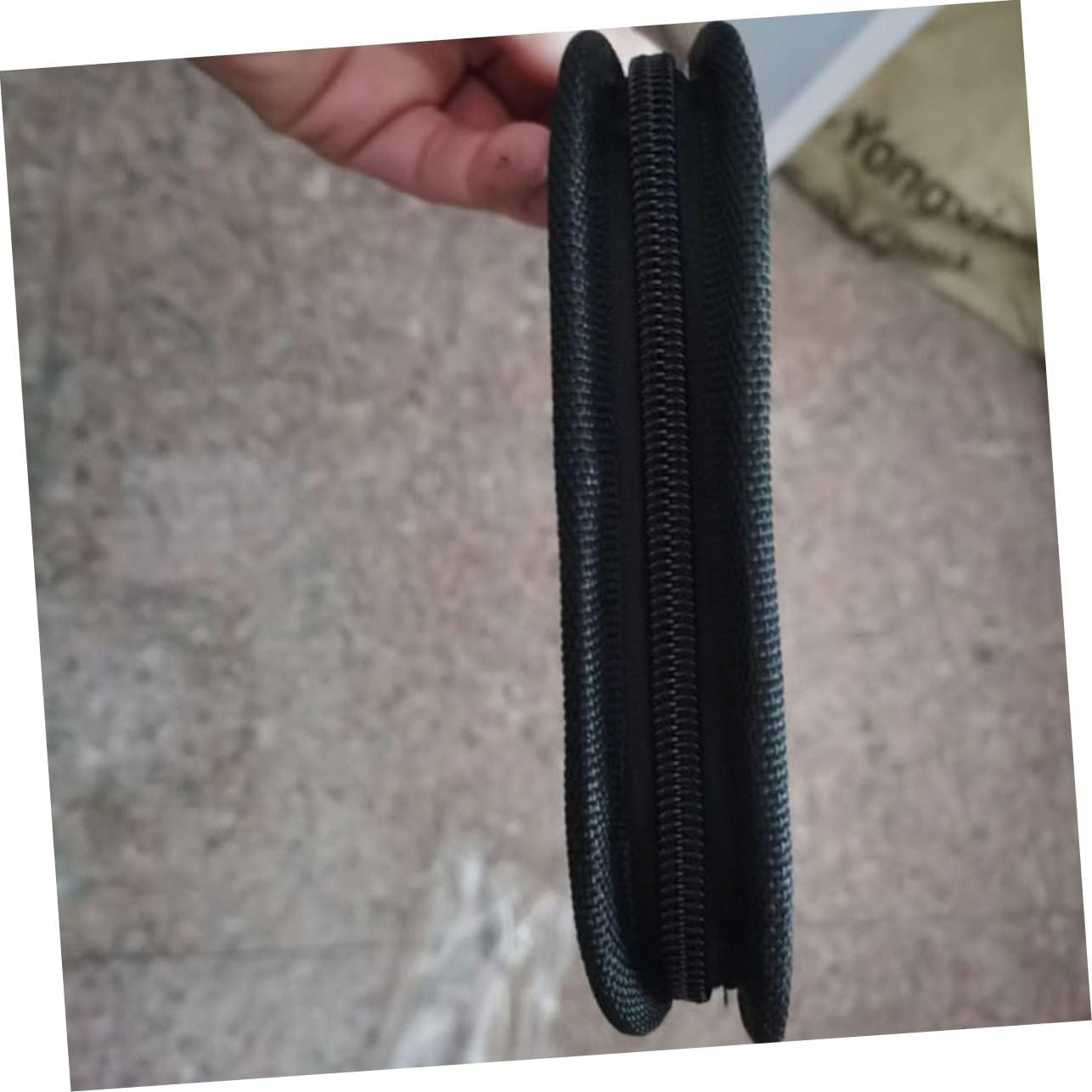 MUELODSIC Zippered Oxford Cloth Darts Wallet with Partition Compact Lightweight Organizer Pouch for Travel and Outdoor Use Black image number 1