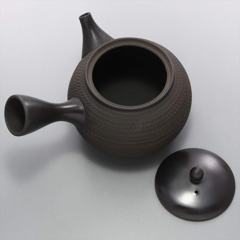 Tamakitsu Kurodo round Teapot, Large, 16.9 Fl Oz (500 Ml) image number 1