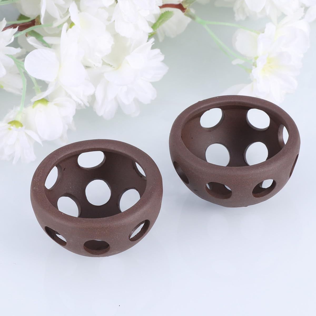 Homoyoyo 2 Pcs Porous Ceramic Shrimp Breeding Pots for Aquarium, Small Hemisphere Shrimp Nest Set for Freshwater Fish Tank Hides and Aquatic Pets image number 4