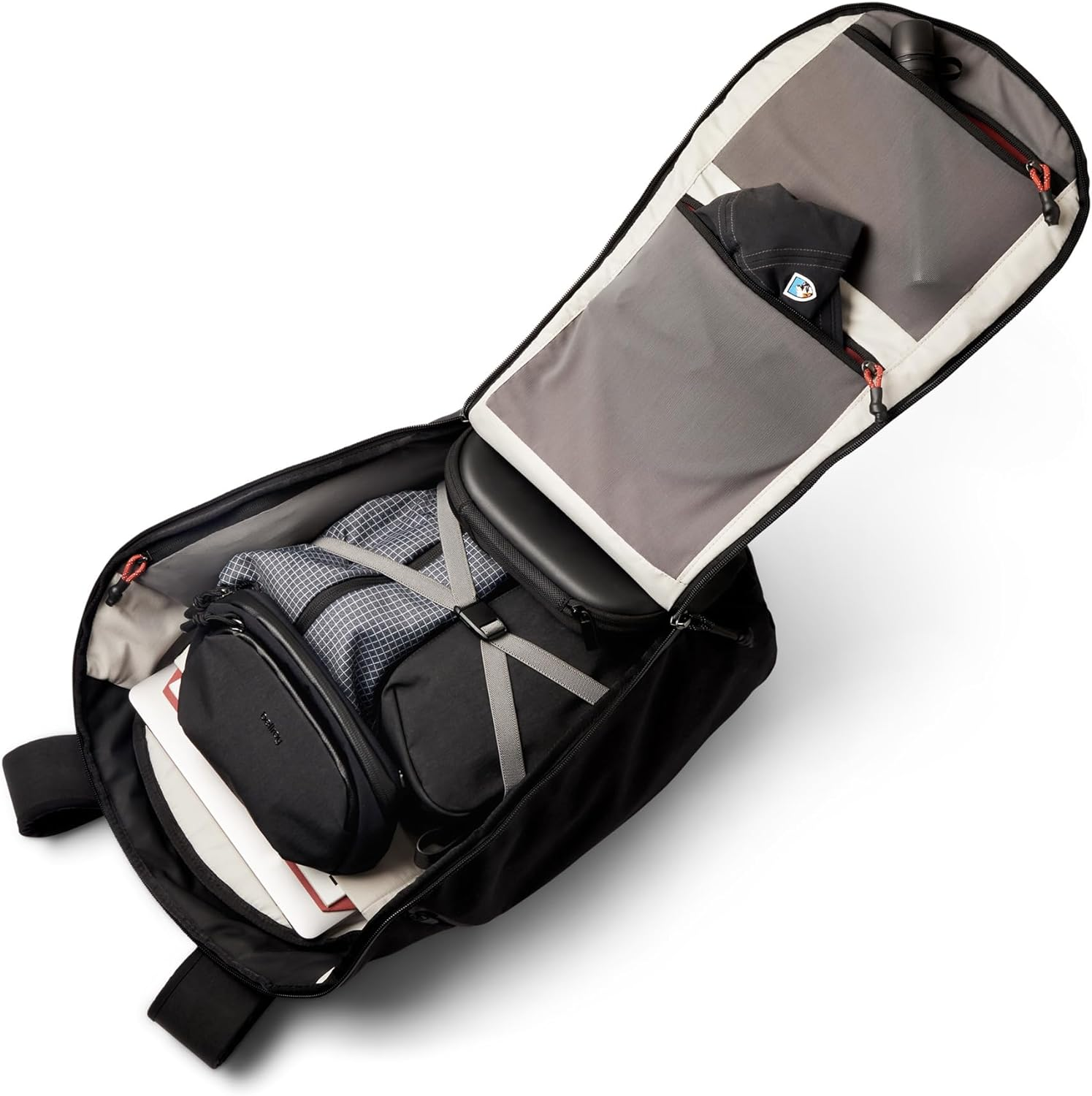 Bellroy Venture Travel Pack (26 Liter Carry on Travel Backpack, with Laptop Sleeve, RFID Protection and Bonus 15 Liter Tote Bag) - Deepocean image number 5