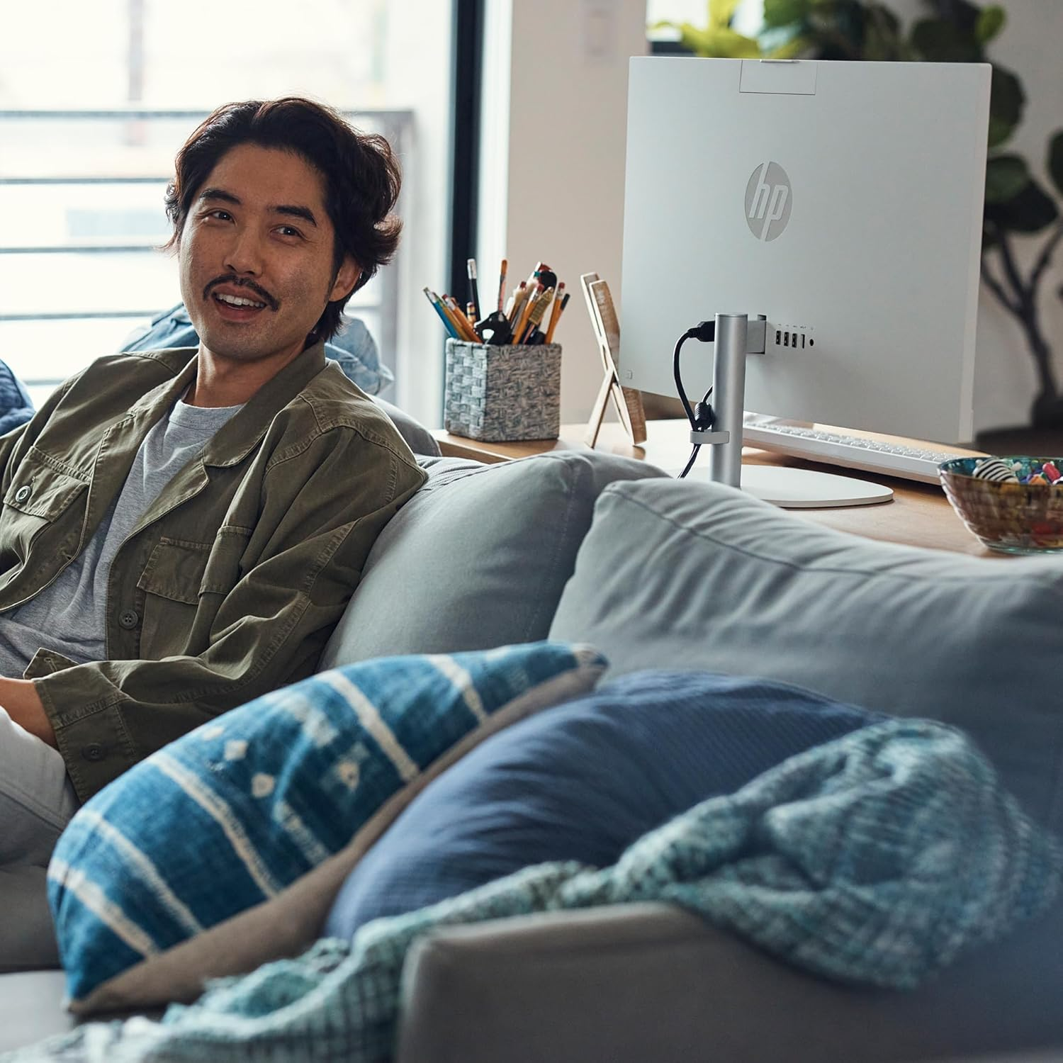 HP All-In-One Desktop PC, 23.8" FHD IPS Display, Intel Core Ultra 7 Processor, 8GB DDR5 RAM, 512GB SSD, Windows 11 Home, Wi-Fi 6, Bluetooth 5.3, Dual Speakers, A9BW8PA