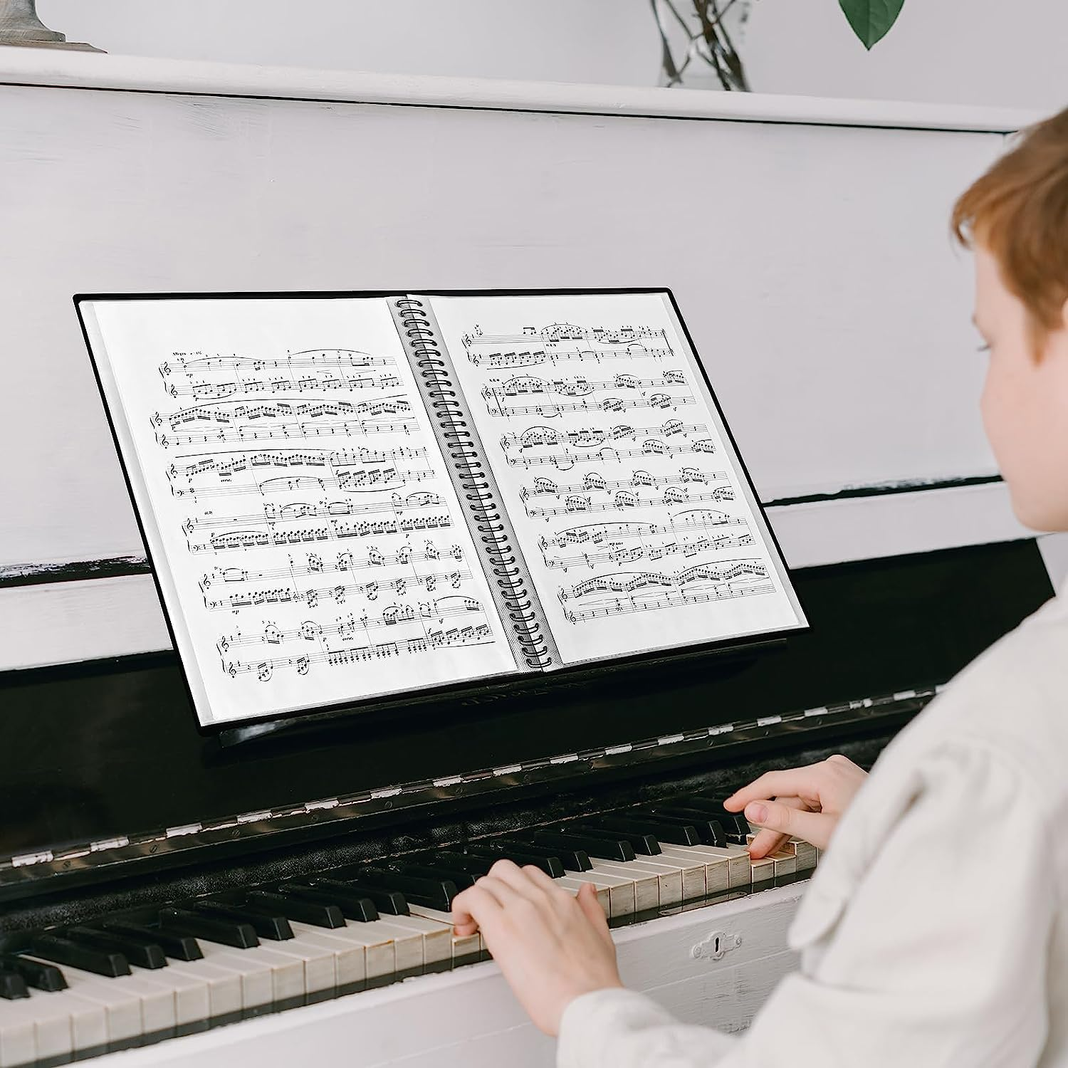 60 Pocket Presentation Book with Clear Sheet Protectors, A4 Portfolio Folder Binder Display 120 Pages Bound Thickened Sheet Protectors Binder for Children Artwork Sheet Music Diamond Paintings, Black