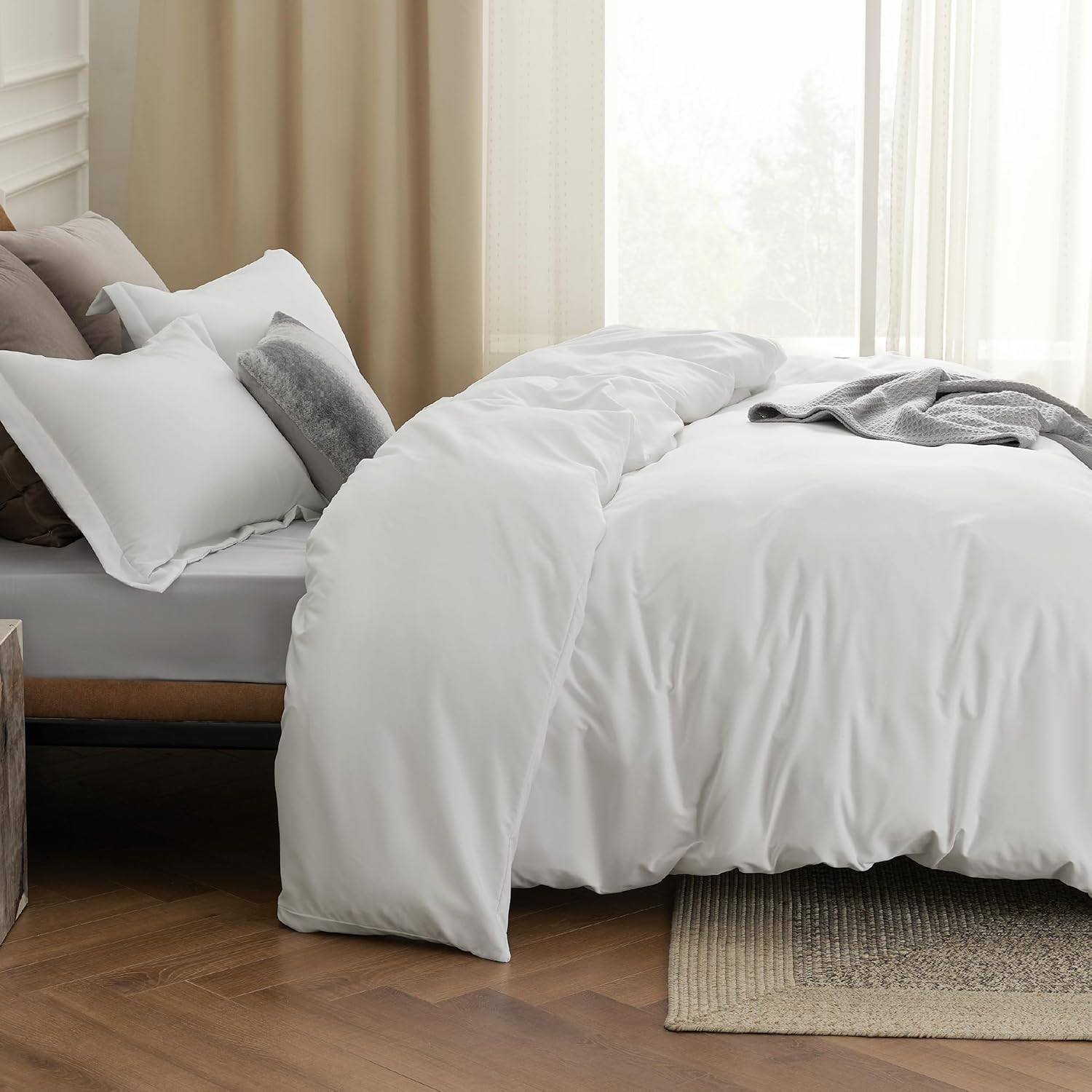 Bedsure Quilt Cover Super King Size - 1200TC Soft Double Brushed Bedding Set for Kids & Adults, Zipper Closure, 3 Pieces, Includes 1 Doona Cover (270X240 Cm) & 2 Pillow Shams, NO Comforter, White image number 3