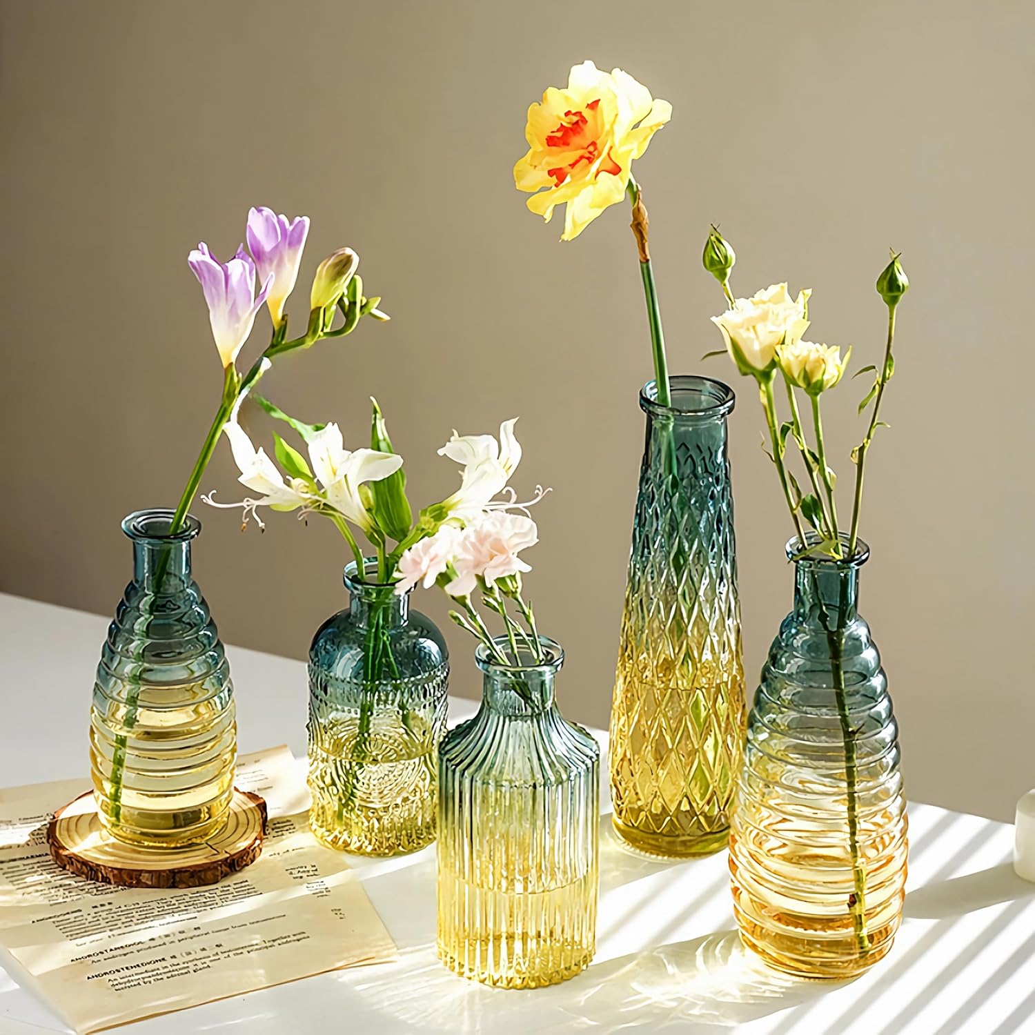 Glass Bud Vases Set of 5,Small Flower Vases for Decorative,Mini Vintage Vase for Wedding, Home,Table Decoration