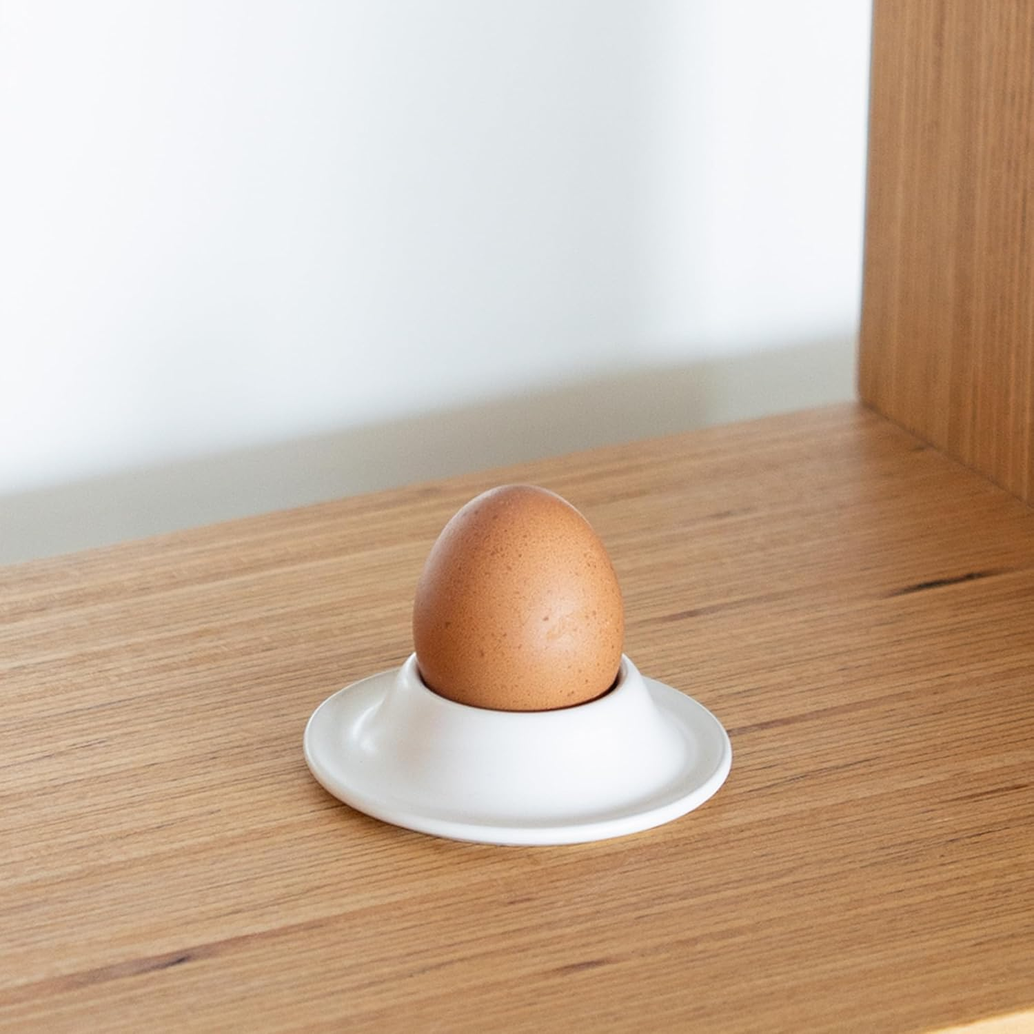 MIAMIO &ndash; Egg Cups 4-Piece Ceramic Set, Stoneware Egg Cups with Tray for Eggshells, Breakfast Egg Cup in Restaurant Quality &ndash; Dishwasher Safe (White) - Black image number 7