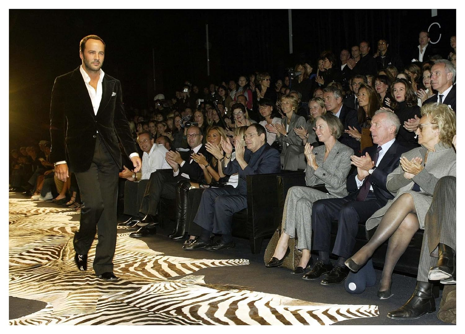 Little Book of Tom Ford: the Story of the Iconic Brand: 29 image number 5