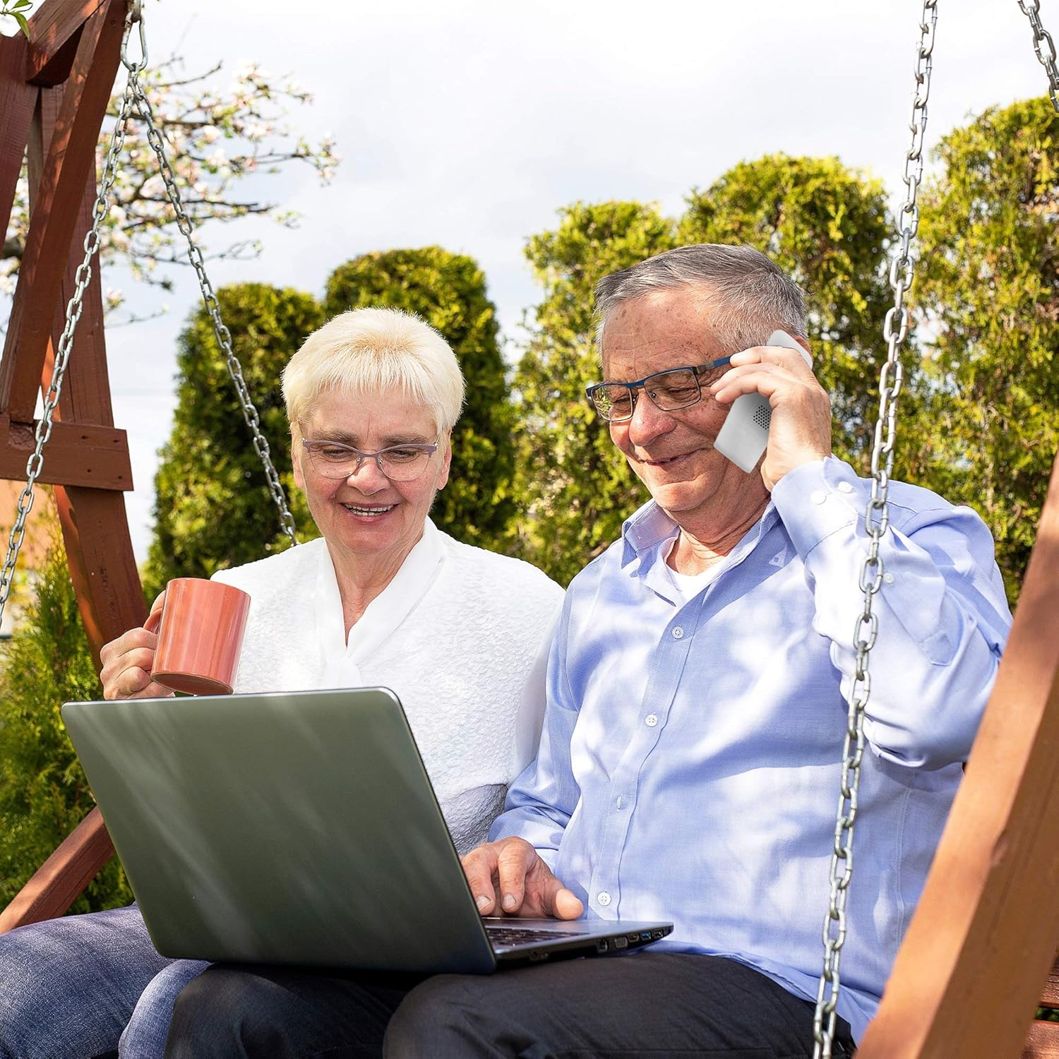 Geemarc Amplidect 595 U.L.E Highly Amplified (50Db) Cordless Phone + Extra Twin Handset - Phone for the Hard Hearing - Hearing Aid Compatible (T-Coil) image number 4