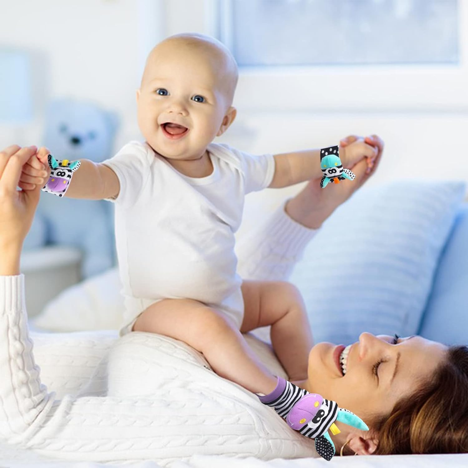 4Pcs Baby Rattle Toys, Baby Foot Finder Sock Wrist & Ankle Rattles Toys Newborn Sensory Toys Rattle Socks Hand & Feet Rattles Toys Bebe Wristband Rattle Strap for 0-12 Months Infant Gift Toys image number 1