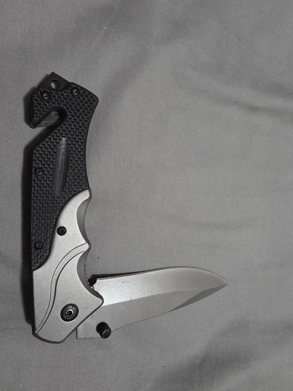 Weebeelu Folding Pocket Knife &ndash; 8Cm Stainless Steel Blade, Ergonomic Metal Handle, Locking Safety Mechanism, Black & Silver &ndash; Lightweight EDC Tool for Outdoor, Camping, Fishing, Hiking image number 6