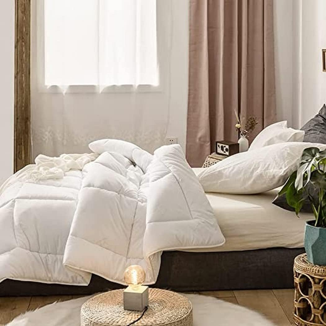 Ramesses 400GSM All Season Platinum Microfibre Quilt, King Single