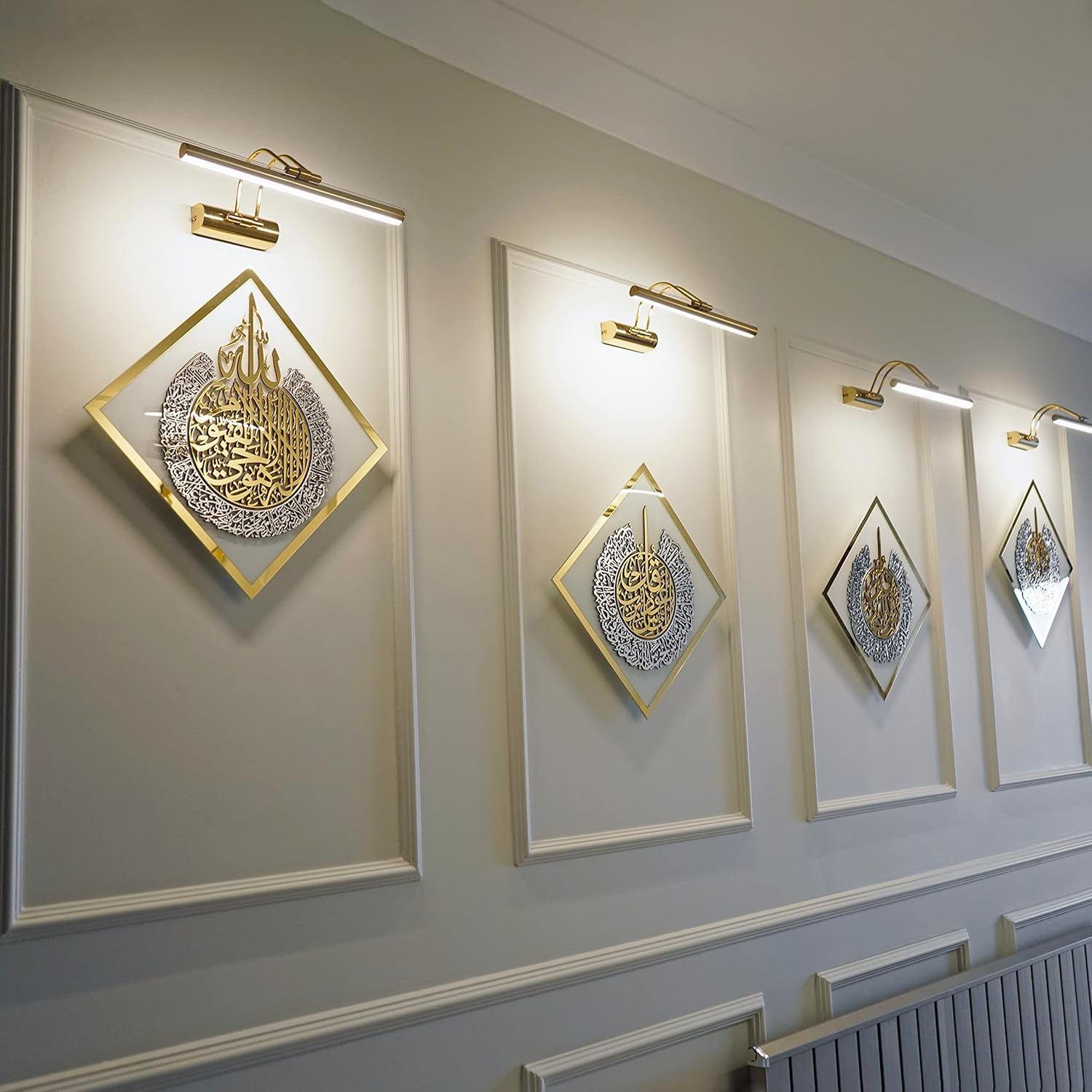 IWA CONCEPT Tempered Glass Set of Ayatul Kursi, Surah Ikhlas, Al Falaq and Nas Islamic Wall Art, Ramadan Decoration, Eid Gift, Muslim Home Decor, Islamic Calligraphy (White Glass)