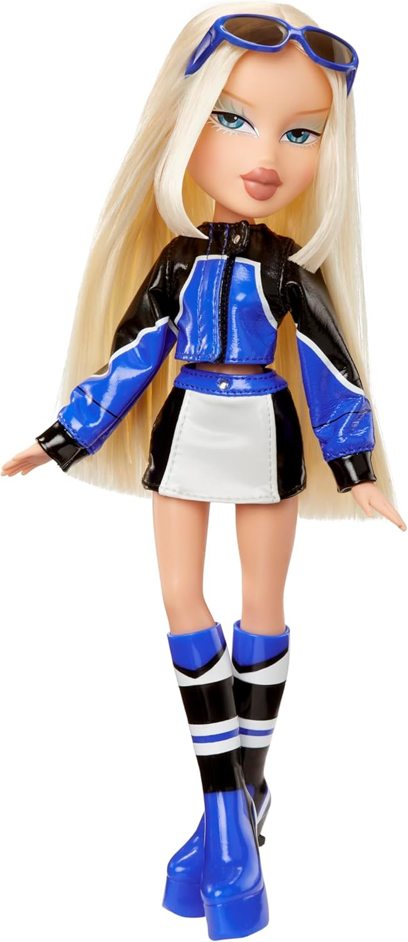Bratz Scorchin' Cloe - Includes 1 Fashion Doll, Comes with Outfit and Accessories, Moto-Inspired Dolls, Cute Toys for Girls image number 3