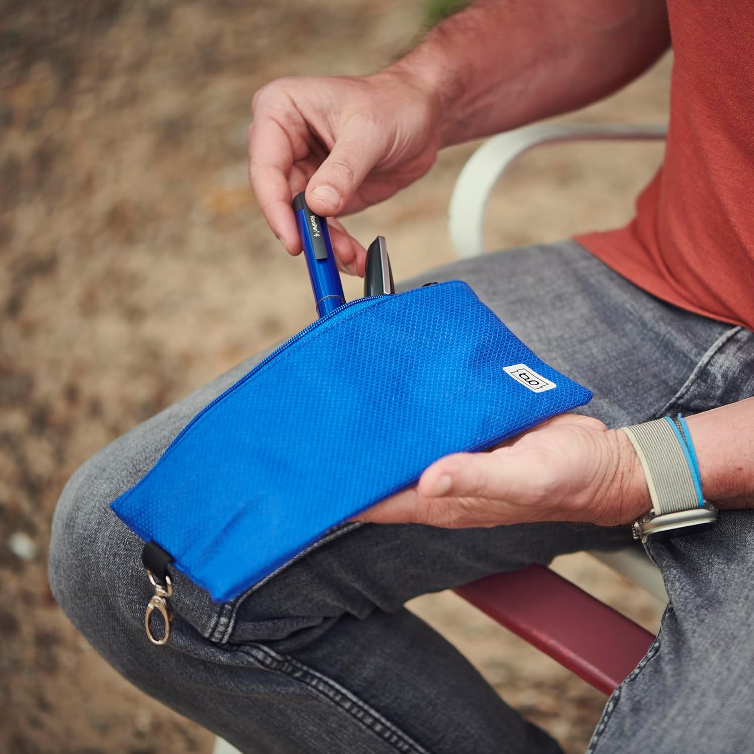 Insulin Cooler Wallet for 4 Pens &ndash; Keeps Medication Cool for 36+ Hours | Glucology Insulin Travel Cooling Pouch &ndash; No Ice or Batteries Needed &ndash; BLACK image number 6