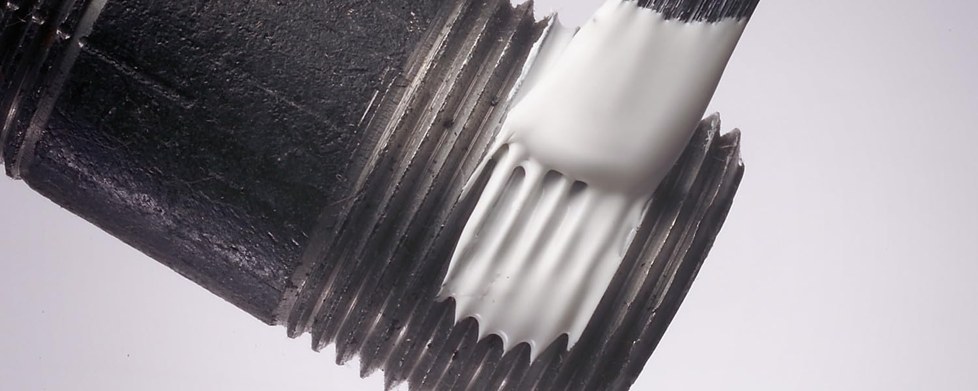 Loctite 577 High Pressure Medium Strength Pipe Thread Sealant 50 Ml image number 3