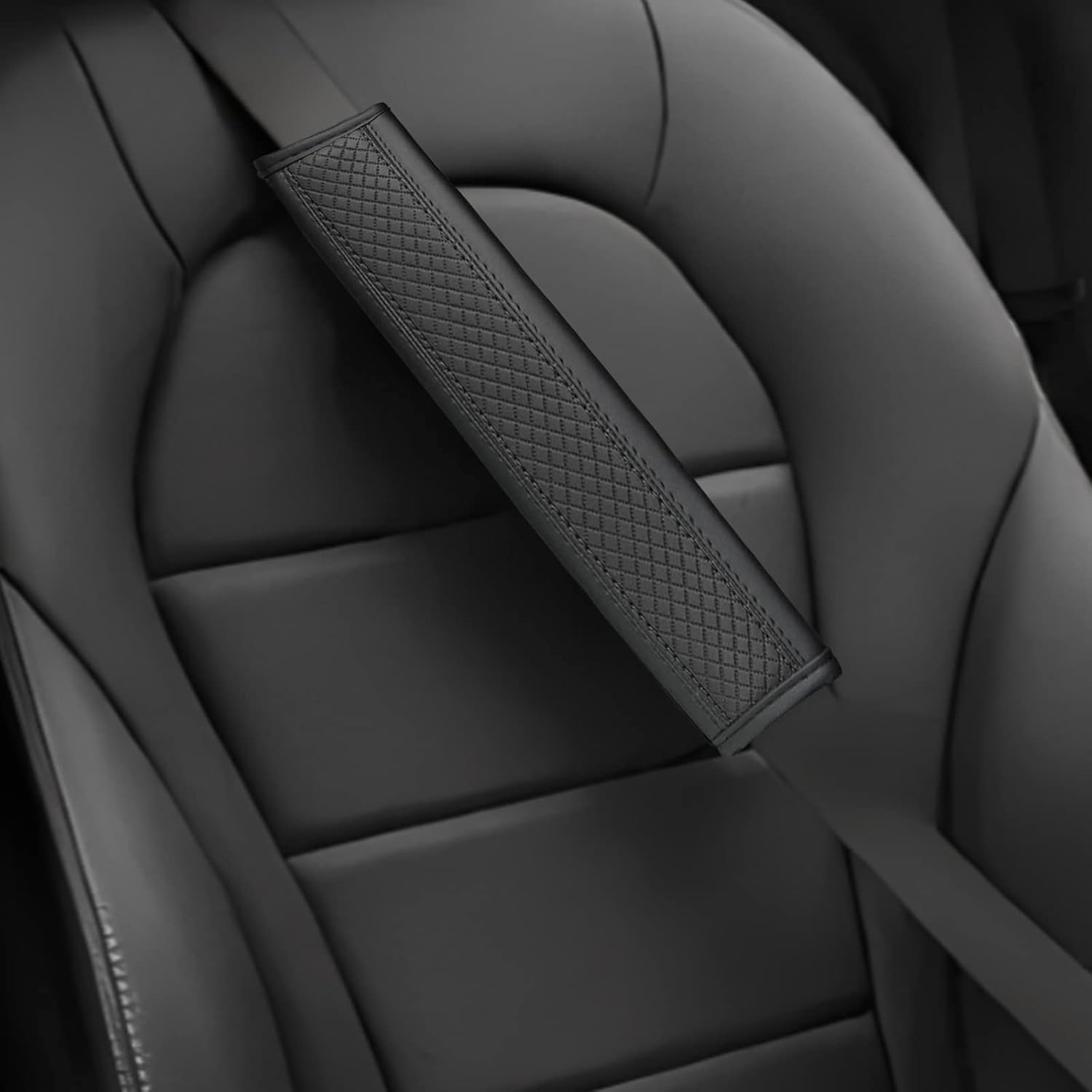 2Pcs Seat Belt Pads Leather Seat Belt Covers, Seat Belt Shoulder Pad to Protect the Shoulder and Neck, Universal Car Seat Belt Pad Cover, Apply to Automotive/Truck/Backpack Strap (Black, 6 * 23Cm) image number 5