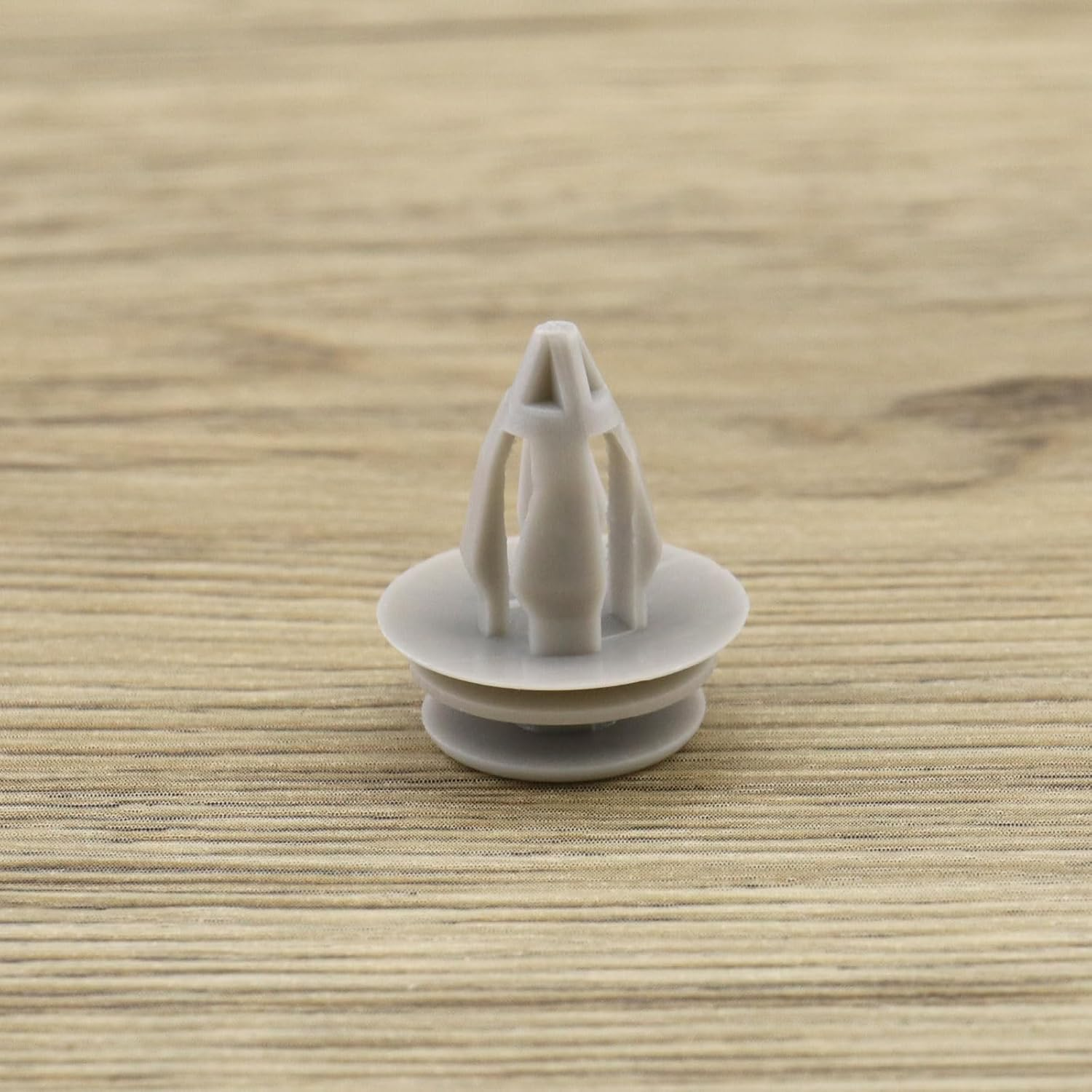 30PCS Car Door Panel Trim Clips Compatible with Defender 90 110 EKM100100L 51437001491 Plastic Interior Door Card Panel Retainer Clips Fastener Retainer