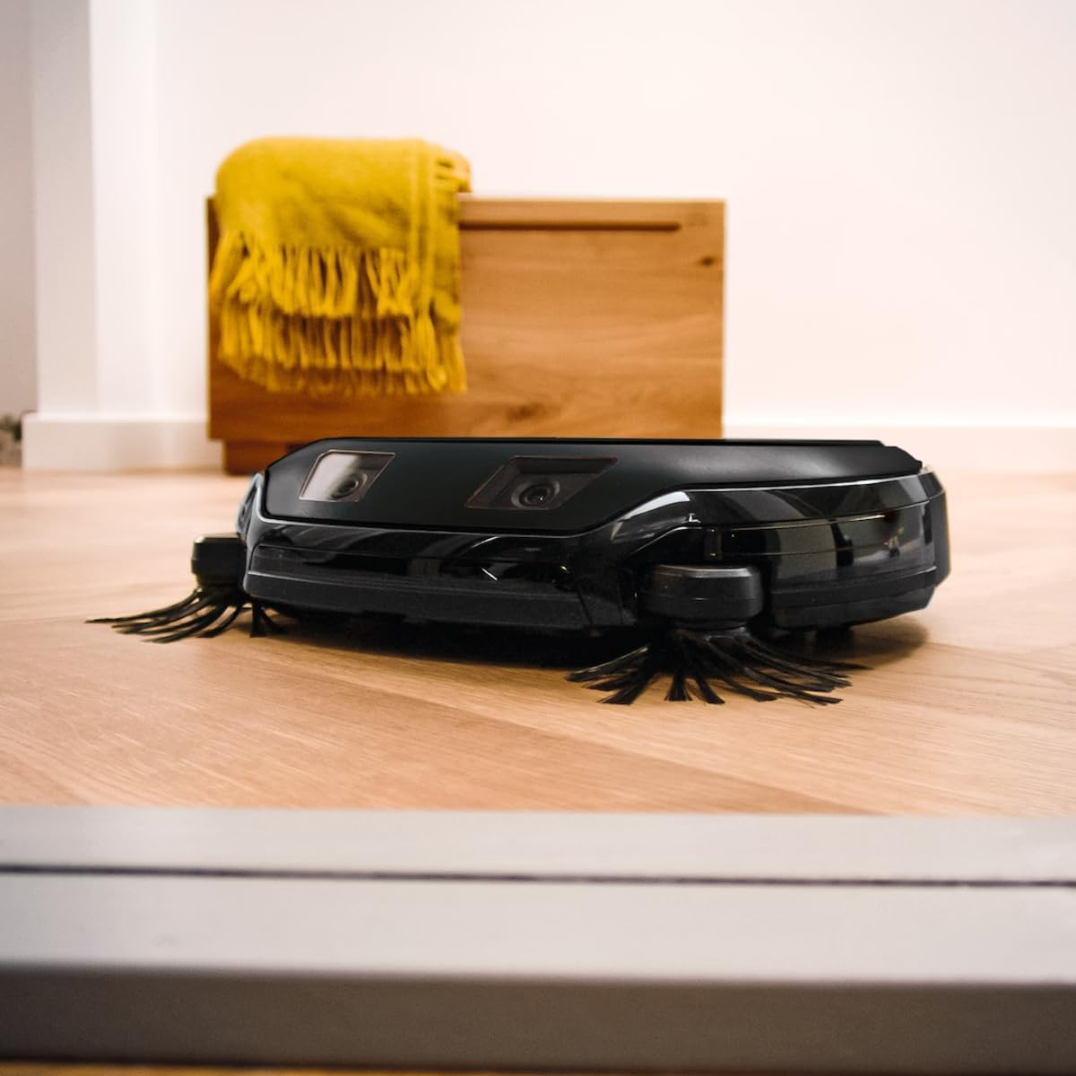 Miele Scout RX3 Robot Vacuum Cleaner, Slimline Robotic Vacuum with 3D Smart Navigation and Airclean plus Filter, Obsidian Black image number 1