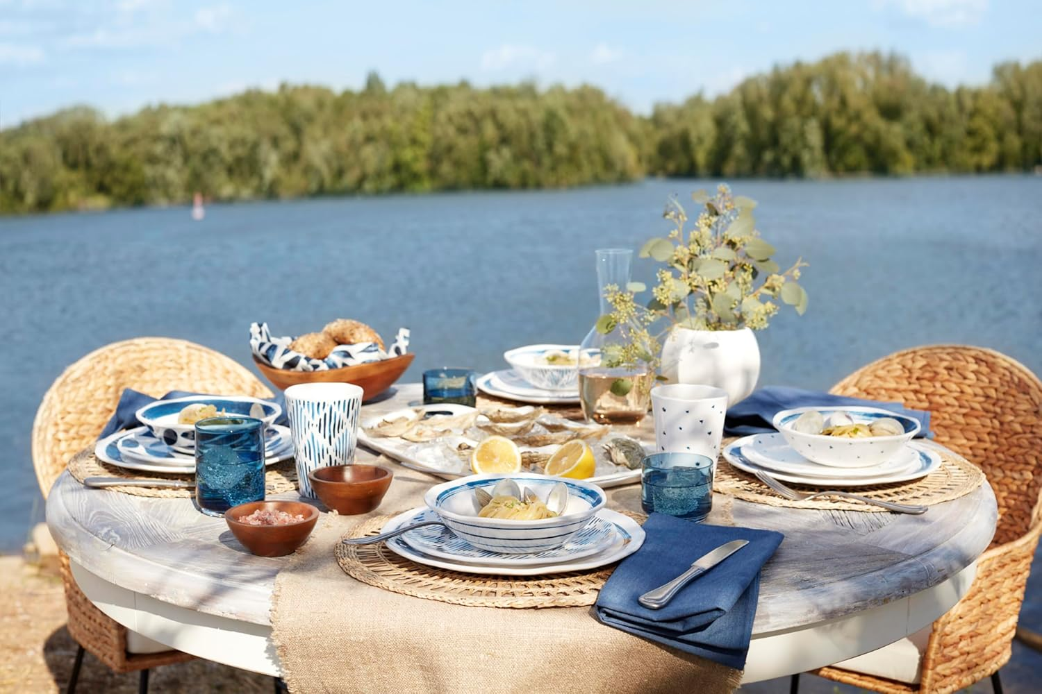 Lenox Blue Bay Melamine 20-Piece Dinnerware Set, 13.35 LB, 0 image number 4