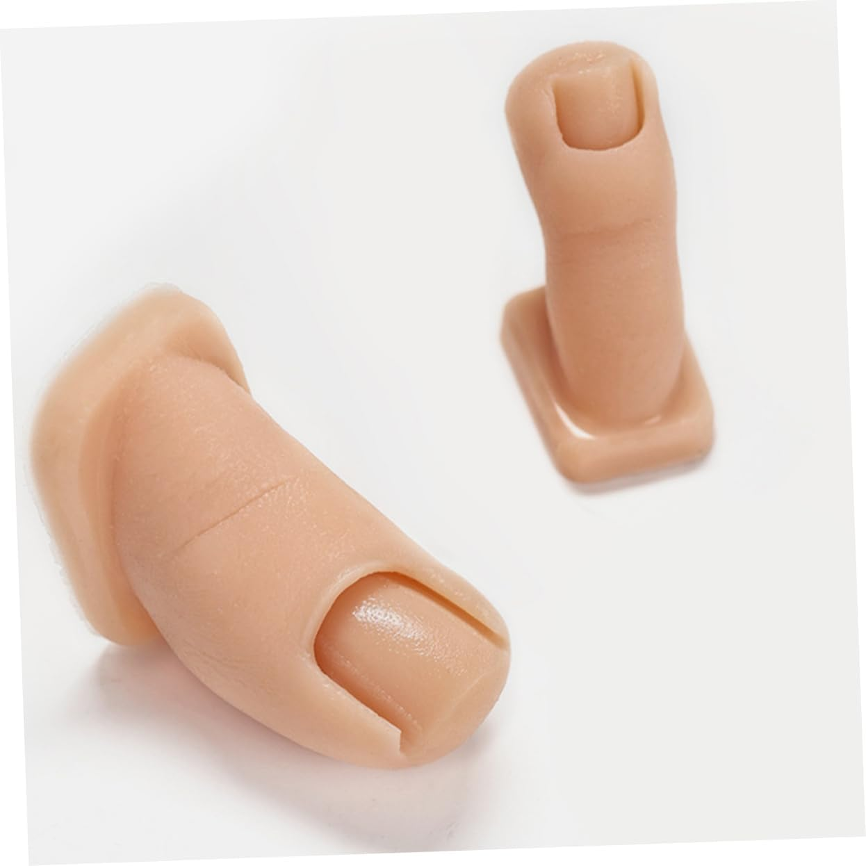 GOOHOCHY 2Pcs Silicone Practice Toenails for Manicure Training Ergonomic Soft Fake Toes with Realistic Texture Flexible Nail Art Practice Model for Acrylic Nail Painting and Carving image number 3