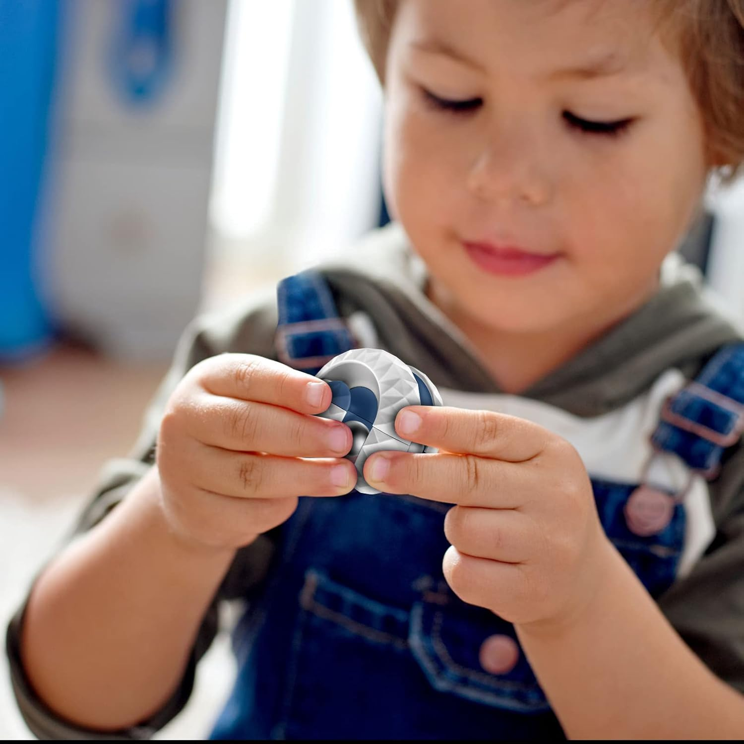 Orbit Ball Toy, 4 Pack Fidget Cube Puzzle Ball Spinning Toy, Track Infinite Flip Change Puzzle Games Novelty Creative Stress Relieve Toys for Kids Children Adults (4, Blue/Green/Red/White) image number 6