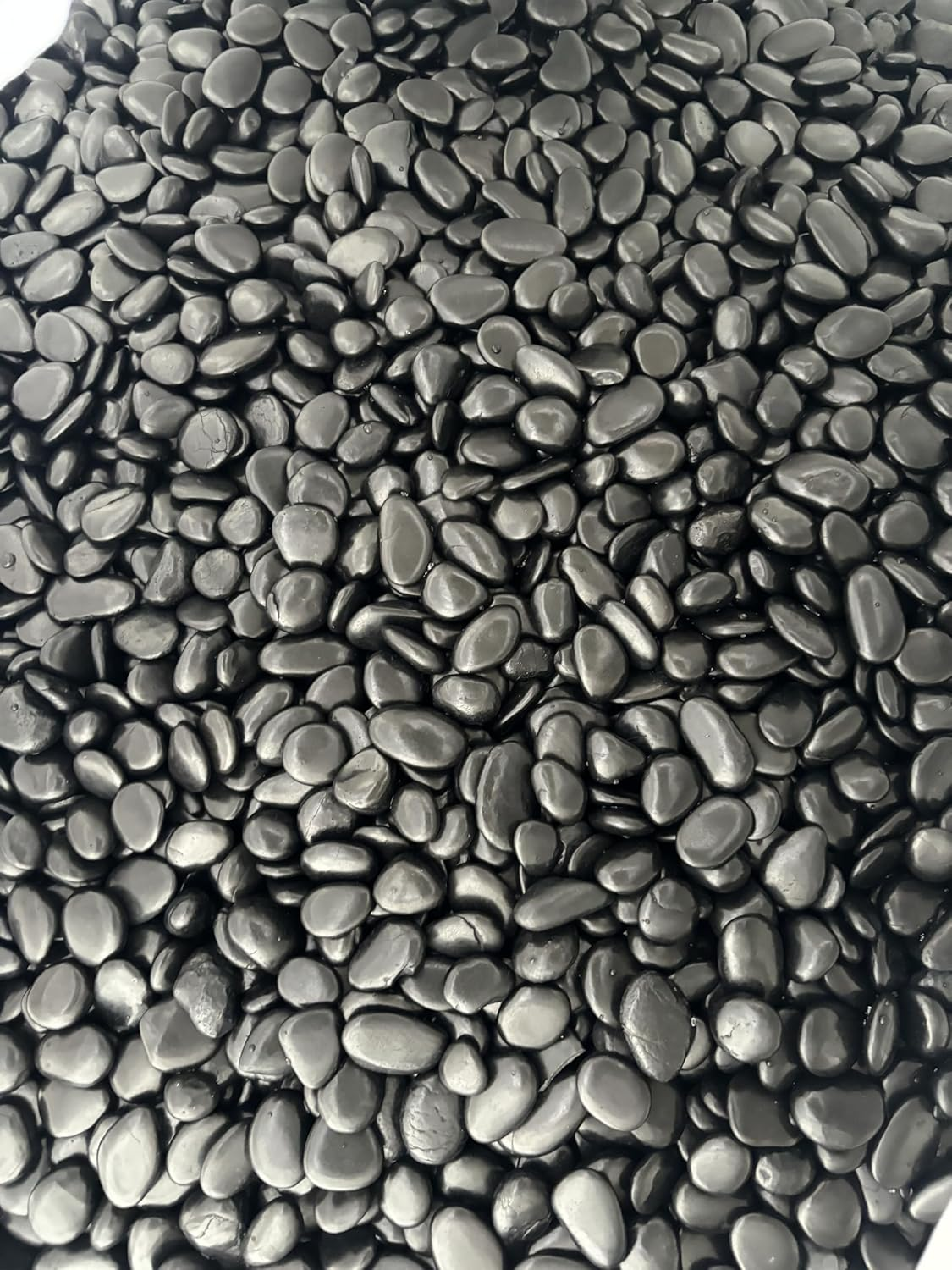 1KG Black Polished Pebbles,Natural Decorative Gravel, for Landscaping,Aquariums,Plants and Vase Fillers Etc image number 1