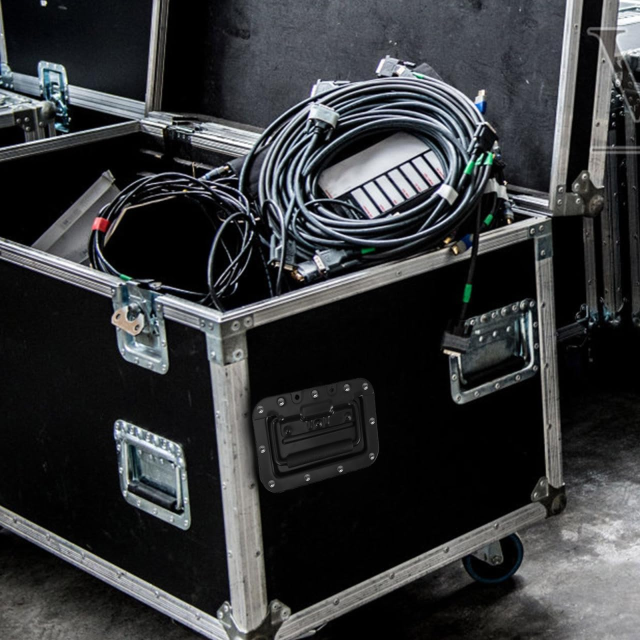 Jojofuny Spring Loaded Recessed Handle with Padded Grip, Black Iron Flush Mount Pull Handle for Chest, Cabinet, Speaker Box, Flight Case, and Kitchen Hardware Accessories image number 4