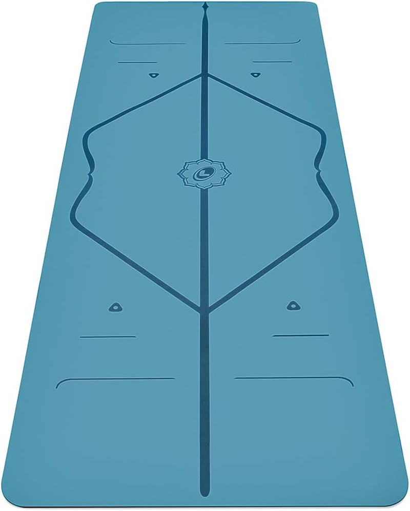 Liforme Travel Yoga Mat &ndash; Patented Alignment System, Warrior-Like Grip, Non-Slip, Eco-Friendly and Biodegradable, Ultra-Lightweight and Sweat Resistant, Made with Natural Rubber