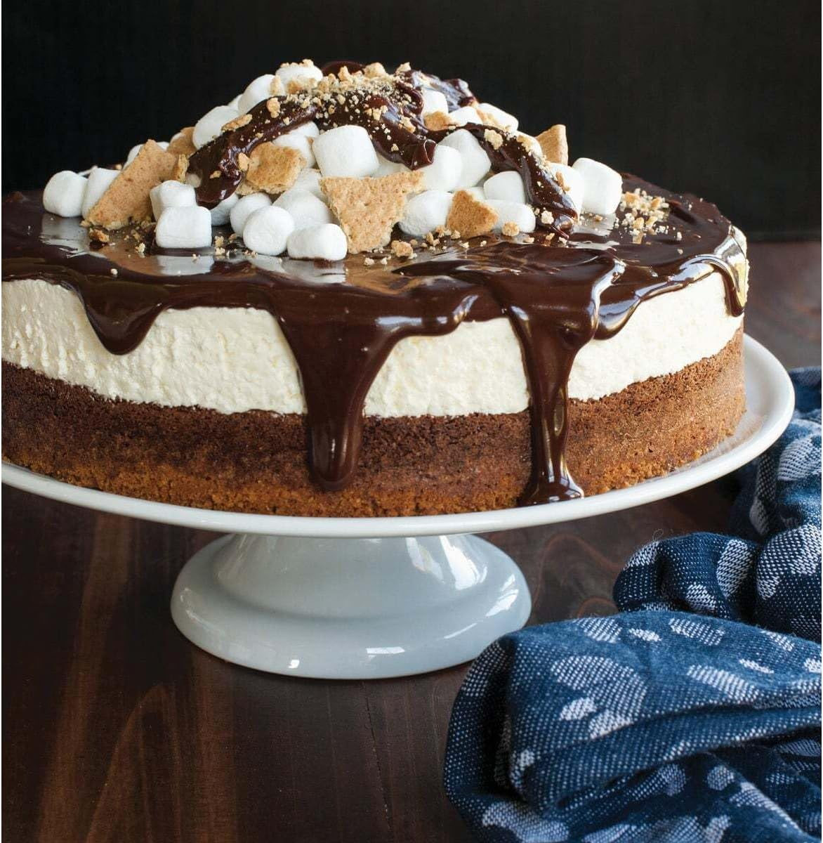 Nordic Ware Leakproof Springform Pan, 10 Cup, 9 Inch Charcoal image number 1