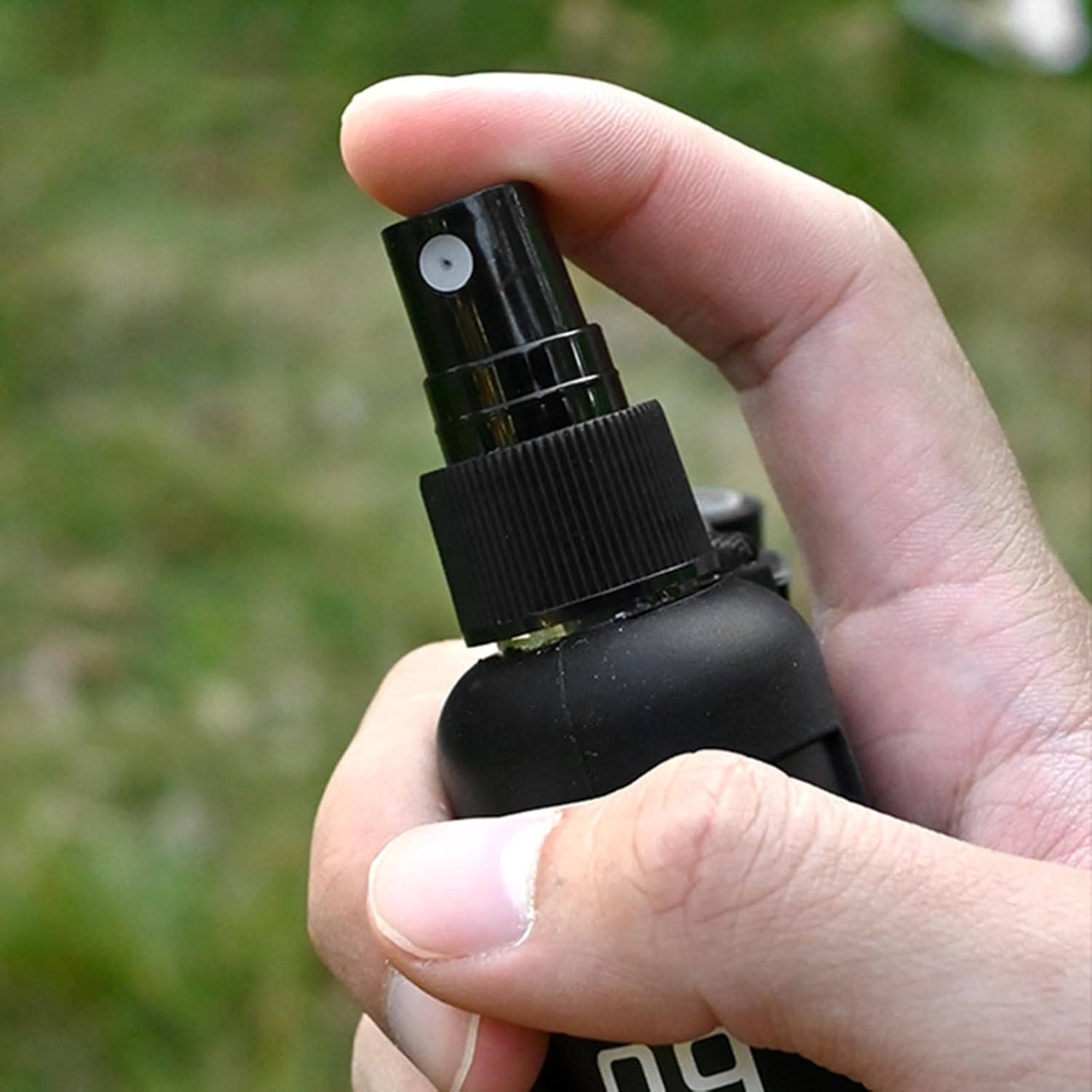 50Ml Liquid Container Refillable Spray Bottle Perfume Container Hanging Sealed Leak Proof Outdoor Camping Travel Easy to Use image number 4