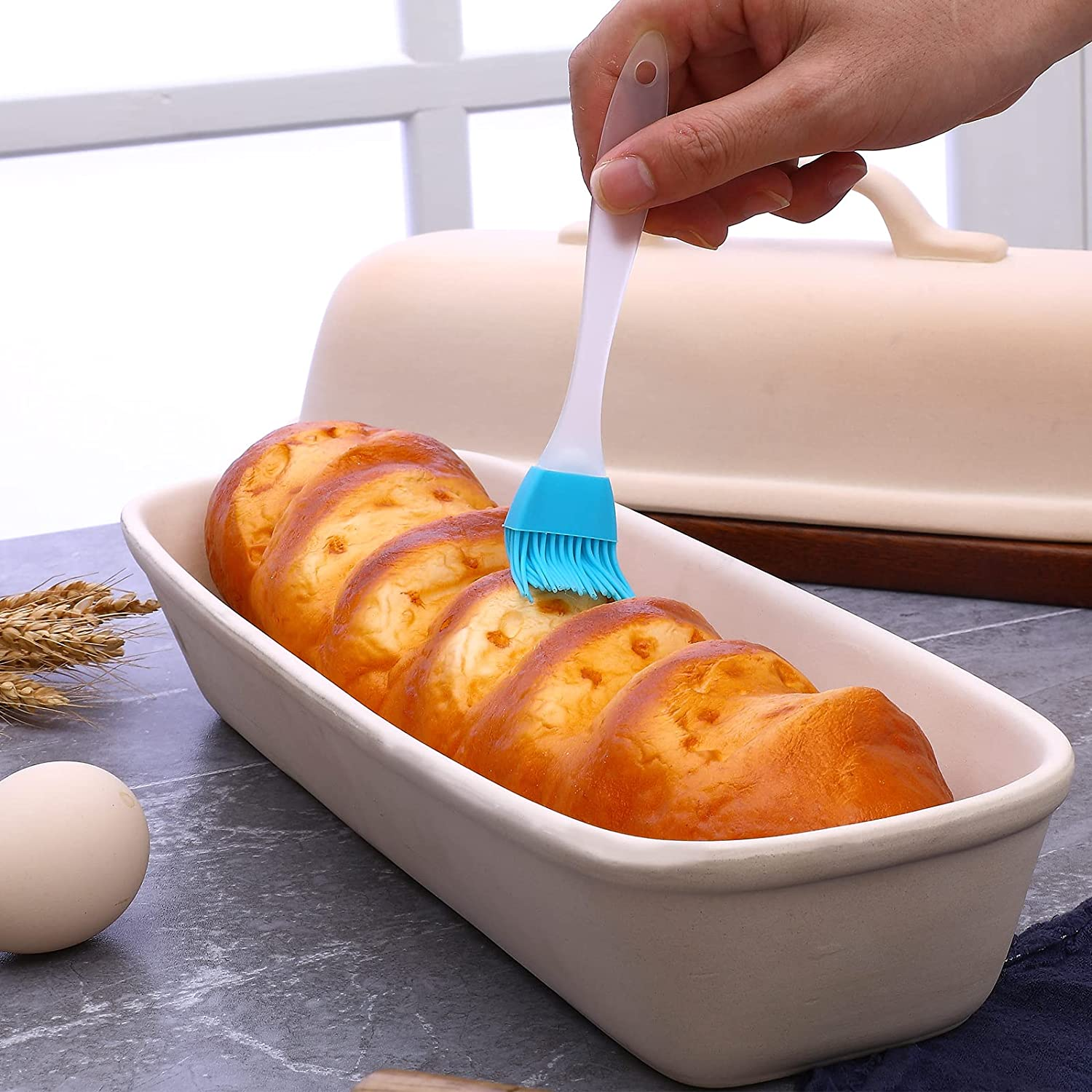 Superstone Covered Baker,Unglazed Stoneware Bakeware, Rectangular Bread Cloche Baking Pan,Bakes Italian Bread with Light Crumb and Crusty Crust (15.3 * 5.9 * 7 Inch) image number 4