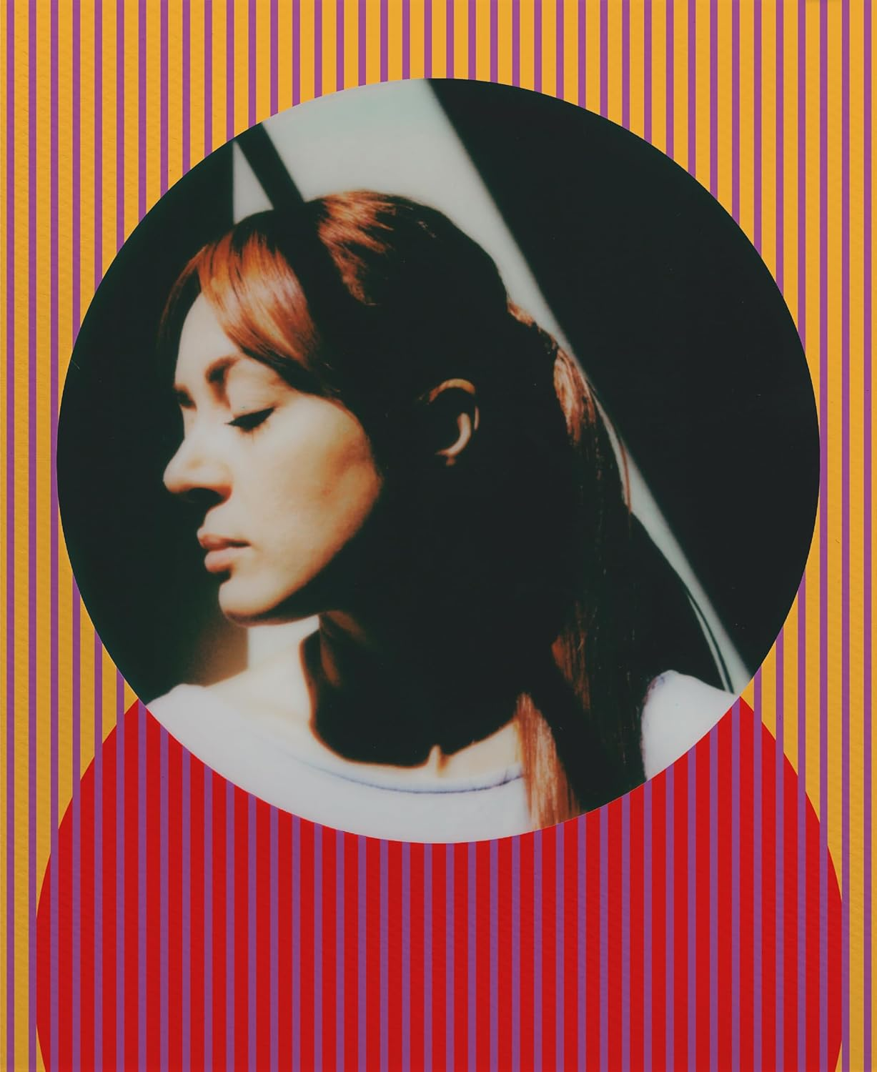 Polaroid Color I-Type Film - Retinex Edition round Frame - Double Pack (16 Photos) (6285) image number 2