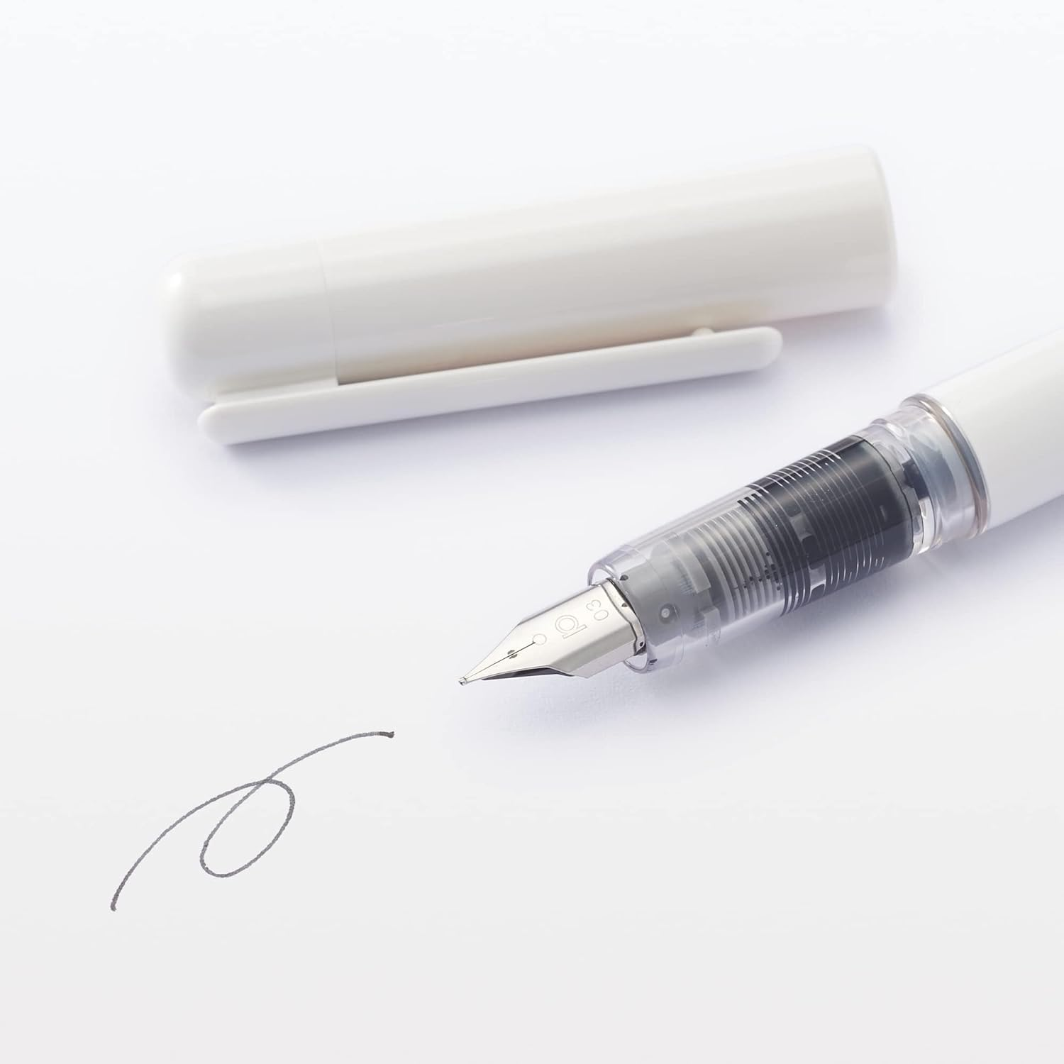 MUJI 44596883 Polycarbonate Fountain Pen, Black, 5.4 X 0.5 Inches (138 X 12 Mm) image number 1