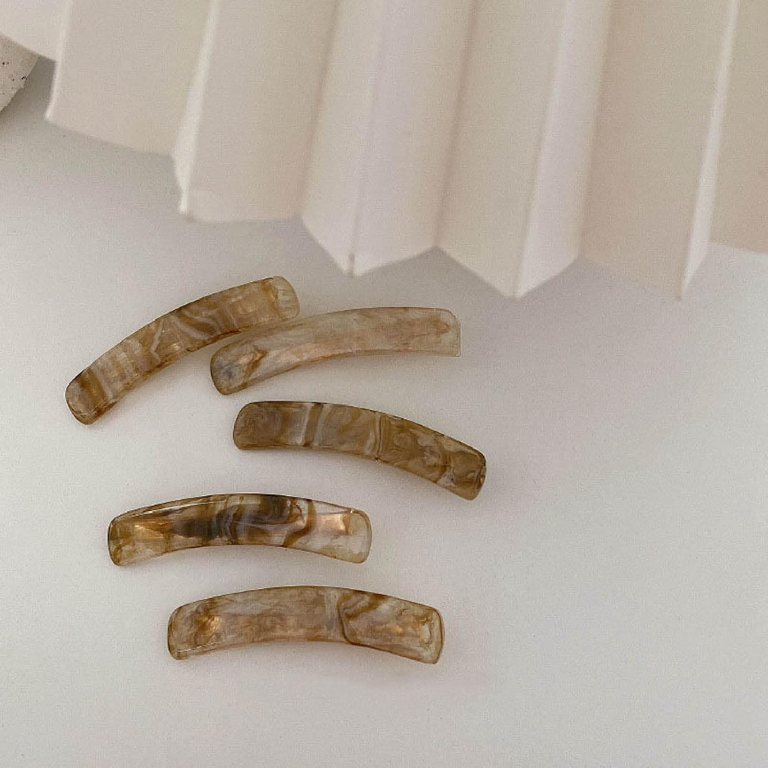 Wendalern Acrylic Resin Hair Clip, Geometric Acrylic Hair Pins, Golden Alligator Hair Clips, Small Square Hair Clips, Hair Clips for Women and Girls