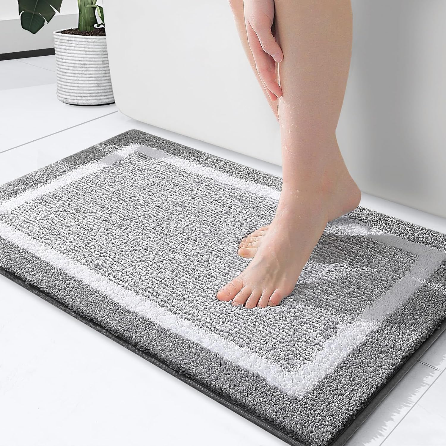 YUTA Bathroom Rugs, Extra Soft and Absorbent Microfiber Bath Mat, Non-Slip, Machine Washable, Quick Dry Bath Carpet, Suitable for Bathroom Floor, Tub, Shower, 61X91Cm, Light Grey