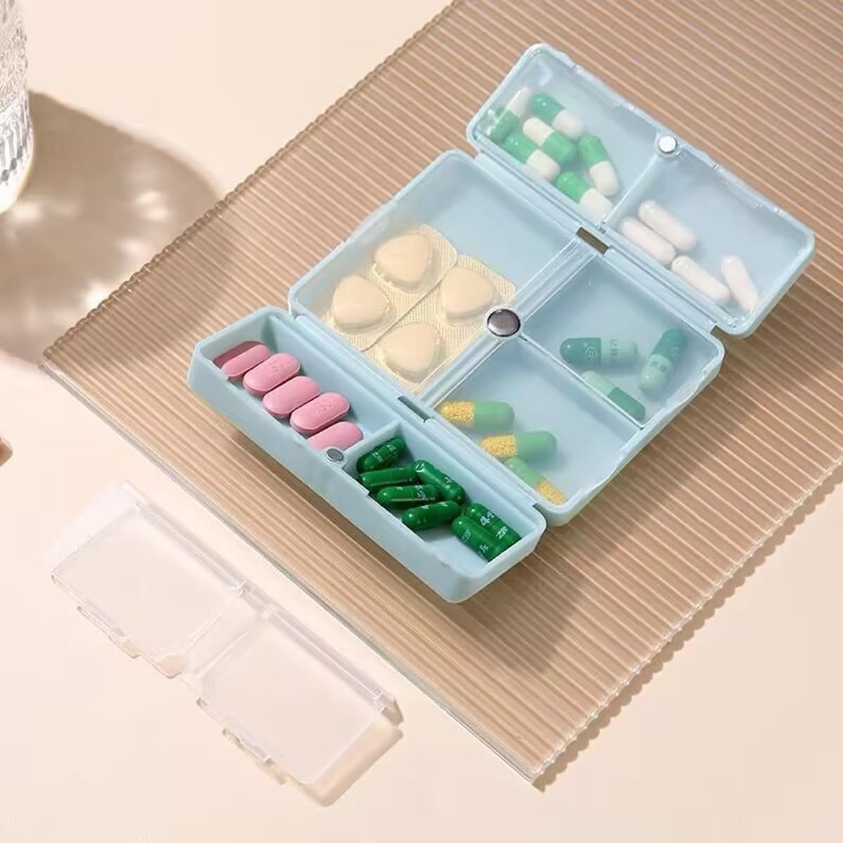 AIMALL 4 PCS Seven-Day Medicine Box, Magnetic Absorption Folding Pill Organizer, 7-Cell Independent Classification Box for Weekly Medication
