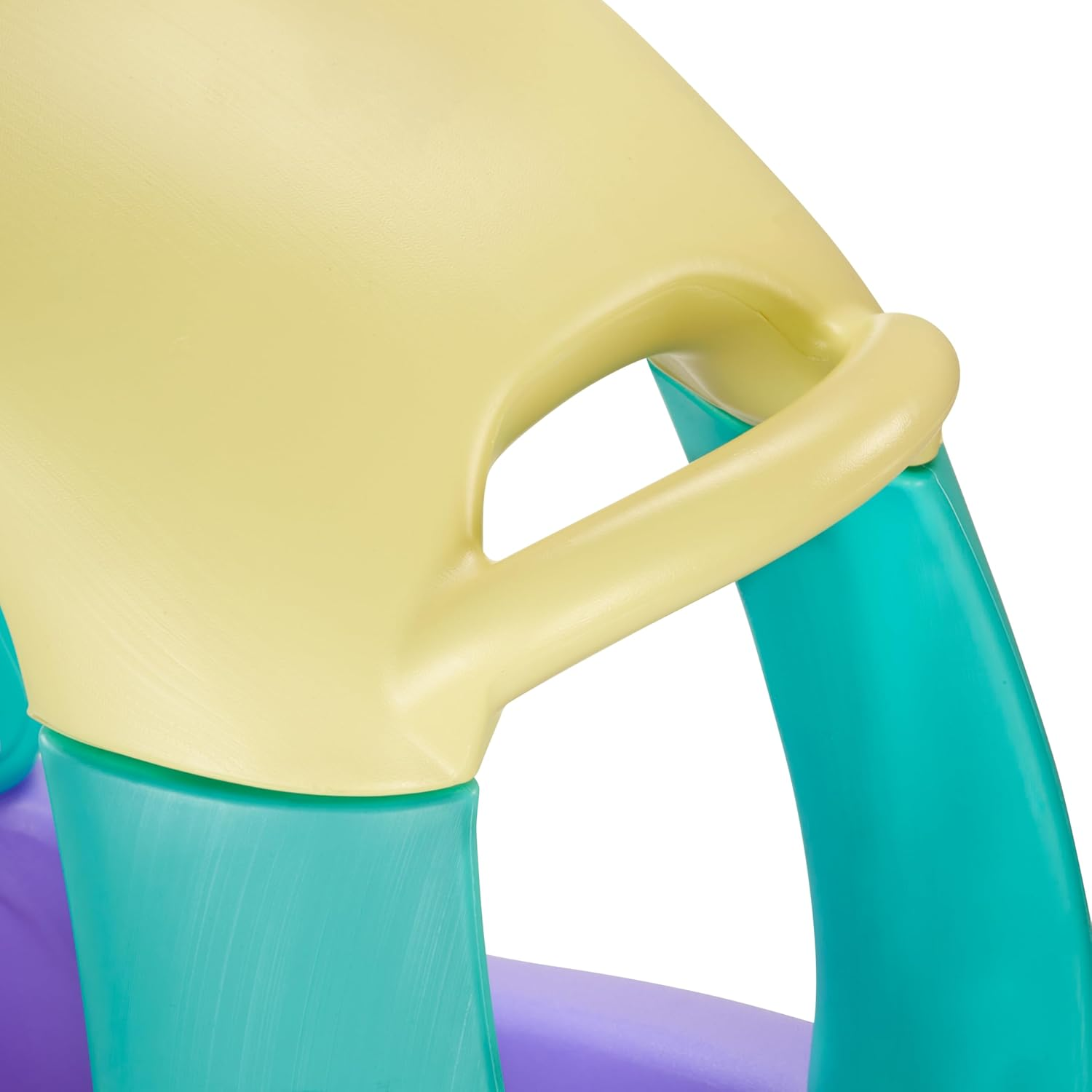 Little Tikes Bluey Grannies Car Coupe - Comes with 2 Accessories, Bluey Foot-To-Floor Ride-On, for Boys and Girls Ages 1-5 Years image number 2