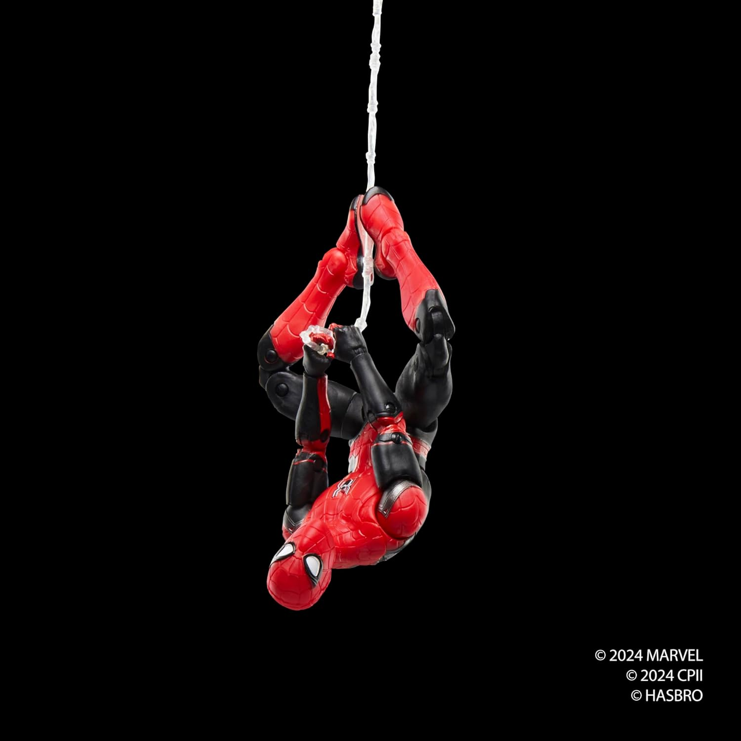 Marvel Legends Series Spider-Man (Upgraded Suit), Spider-Man: Far from Home Collectible 6-Inch Scale Action Figure image number 4