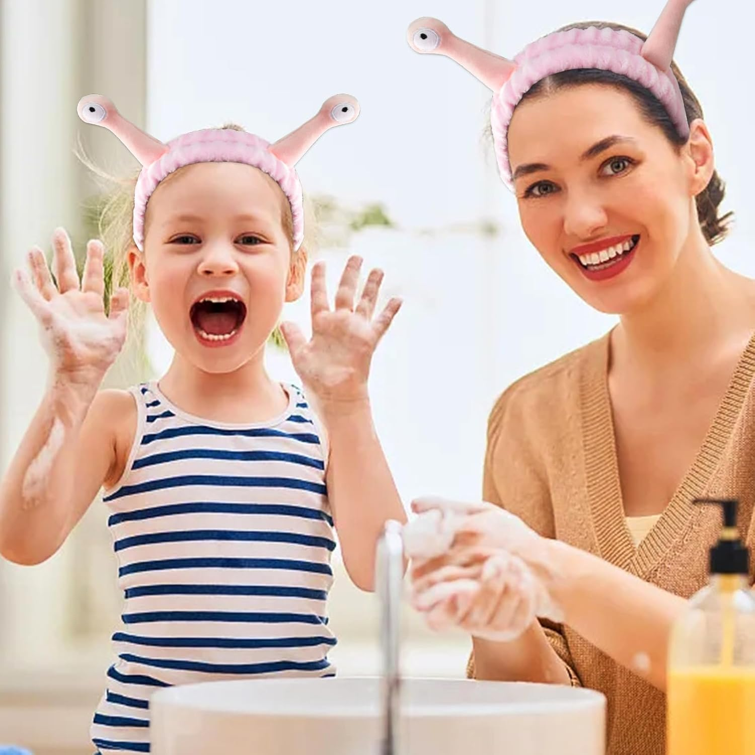 2 Pcs Spa Headband, Makeup Headbands Soft Coral Fleece Washing Face Headbands Elastic Makeup Headband for Women Girls for Washing Face Skin Care image number 4