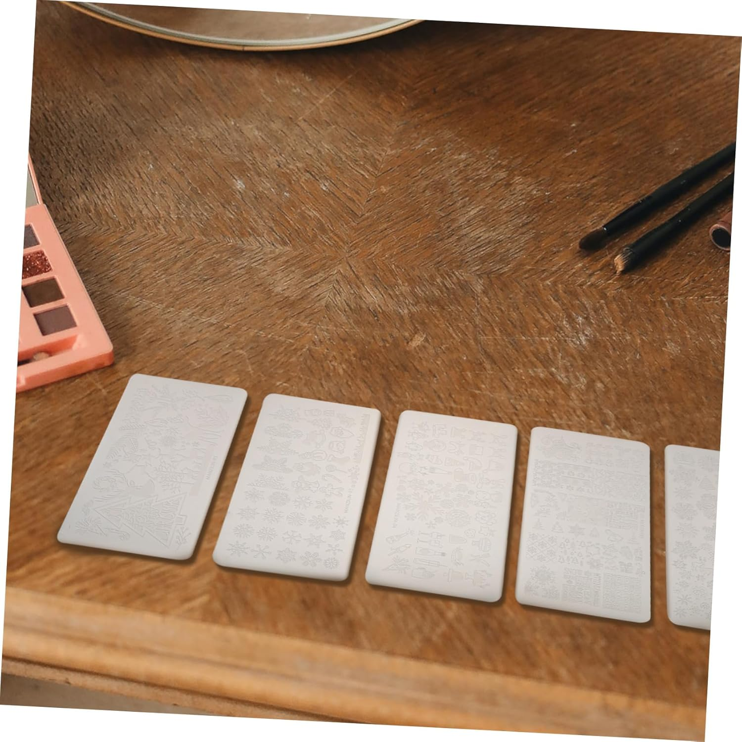 MUCKLILY 5Pcs Christmas Nail DIY Stamping Molds Durable Manicure Printing Plates Compact for Unique Holiday Nail Art Designs Women image number 5