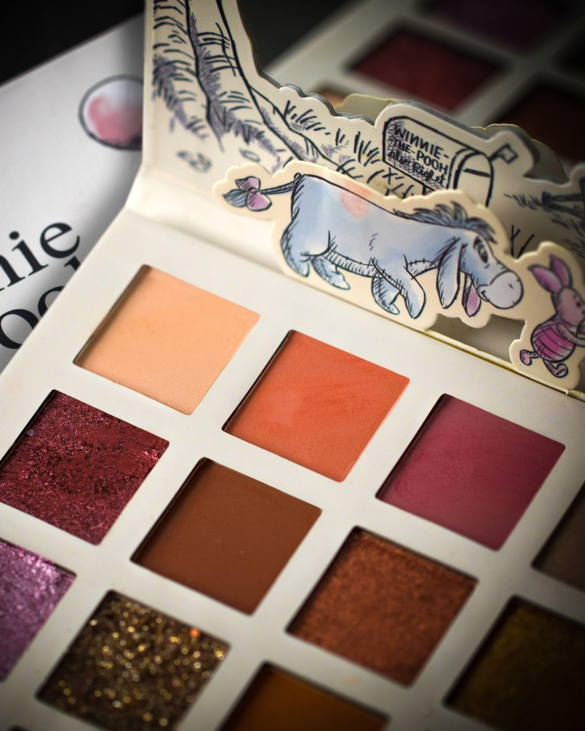 Mad Beauty Disney Winnie the Pooh Eyeshadow Palette image number 1