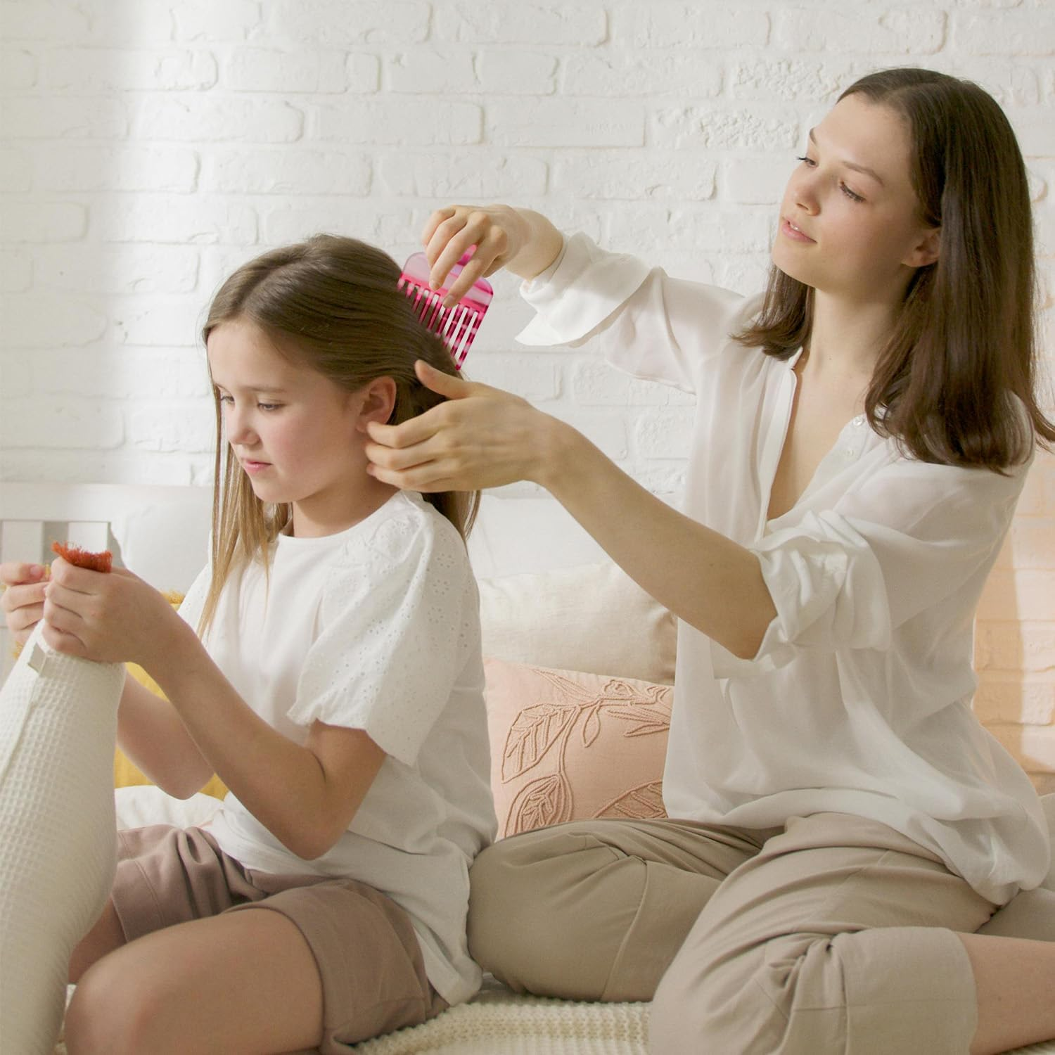 6Pcs Wide Tooth Hair Pick Comb, 6 Colors Smooth Sturdy Detangling Lift Combs Hair Styling Tools for Women Men Barber Supplies image number 6