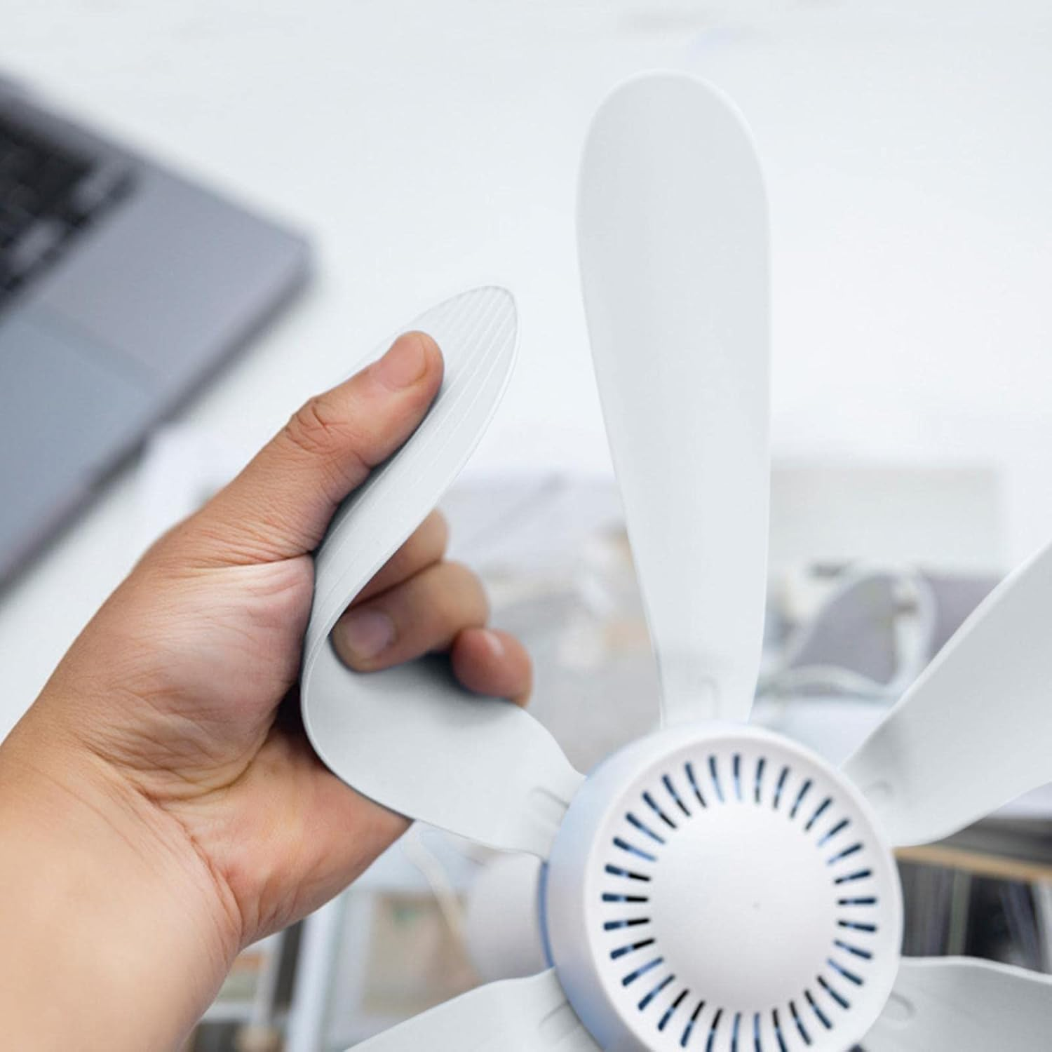 Portable Mini USB Ceiling Fan USB Power Hanging Fan And