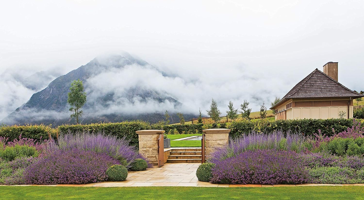 Paul Bangay'S Country Gardens image number 2