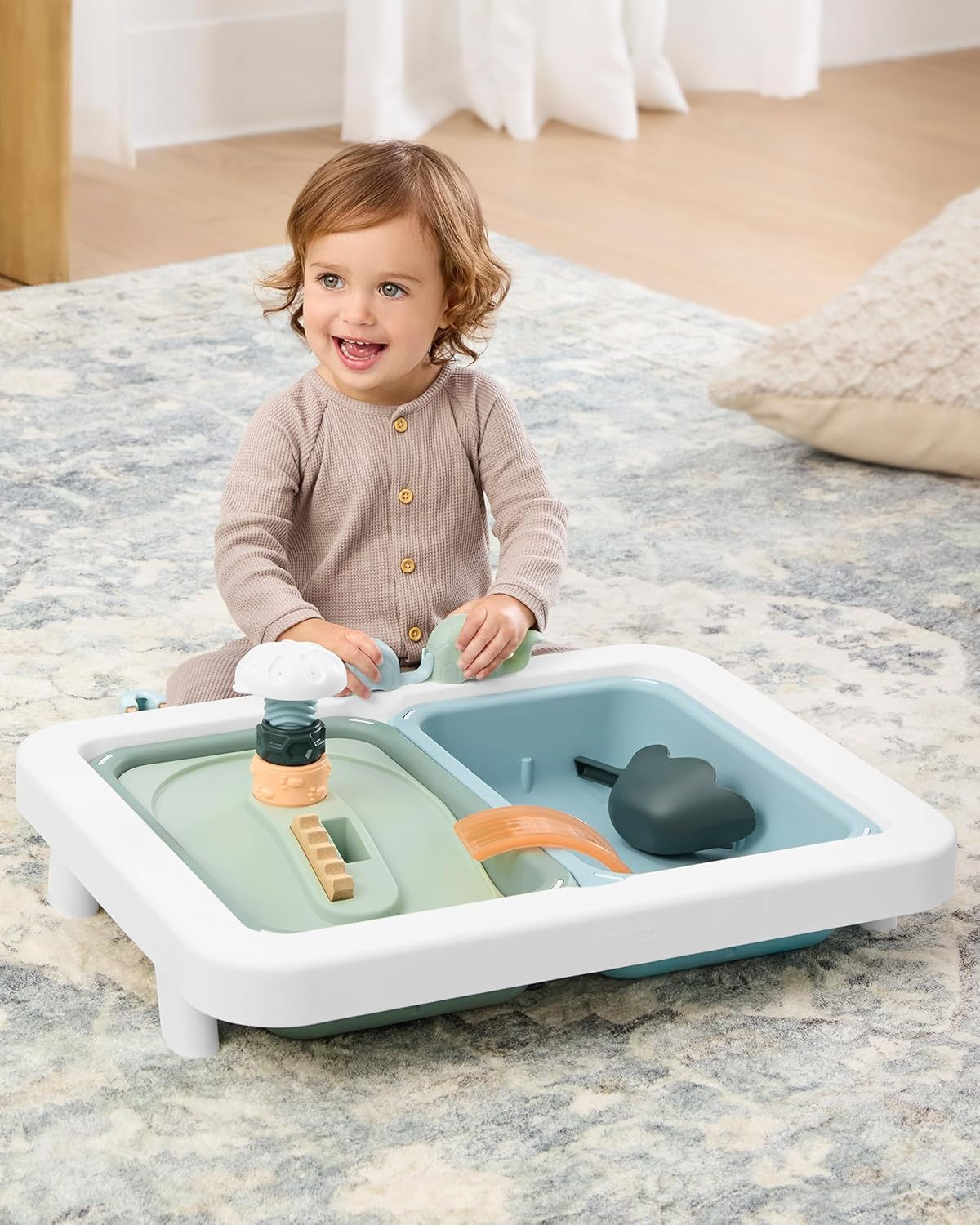 Skip Hop Discoverosity 3-In-1 Toddler Sensory Table image number 2