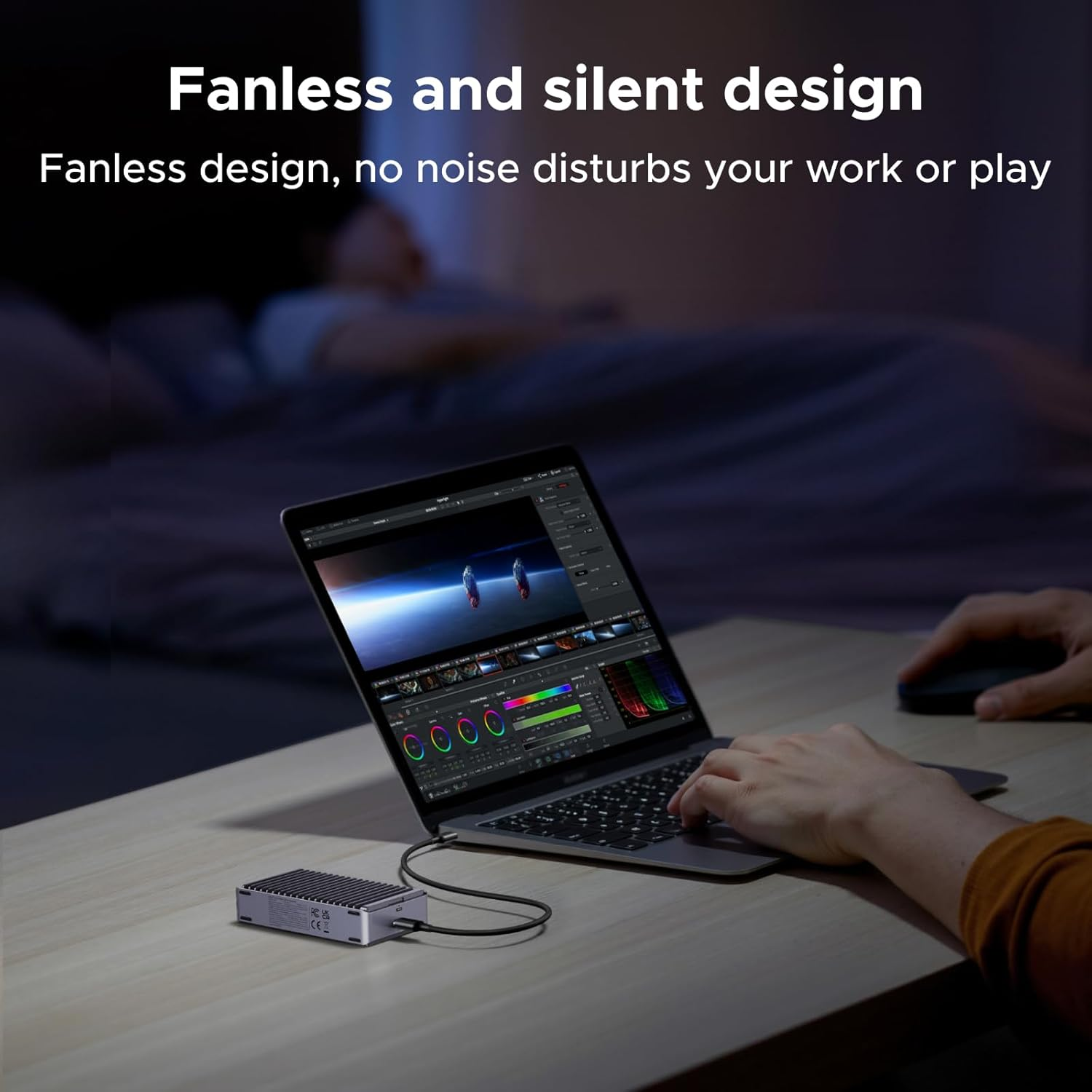 UGREEN 40Gbps M.2 Nvme SSD Enclosure, External SSD Drive with Double-Sided Fin Heat Dissipation, Compatible with Thunderbolt 4/3/USB4/3.2/2.0, Support M-Key/(M&B) Key 2280/2260/2242/2230 SSD Size image number 4