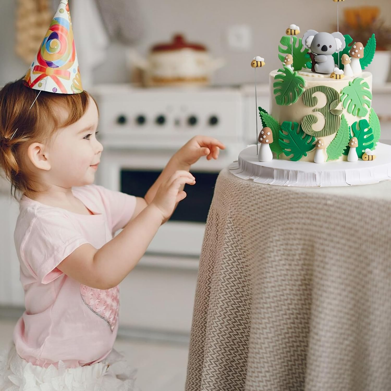 Homiliky Jungle Animal Cake Decorations - Wild Animal Cake Toppers with Koala, Bee or Bear for Kids Birthday Party, Cupcake Toppers for Jungle Theme Party Supplies (Green) image number 1