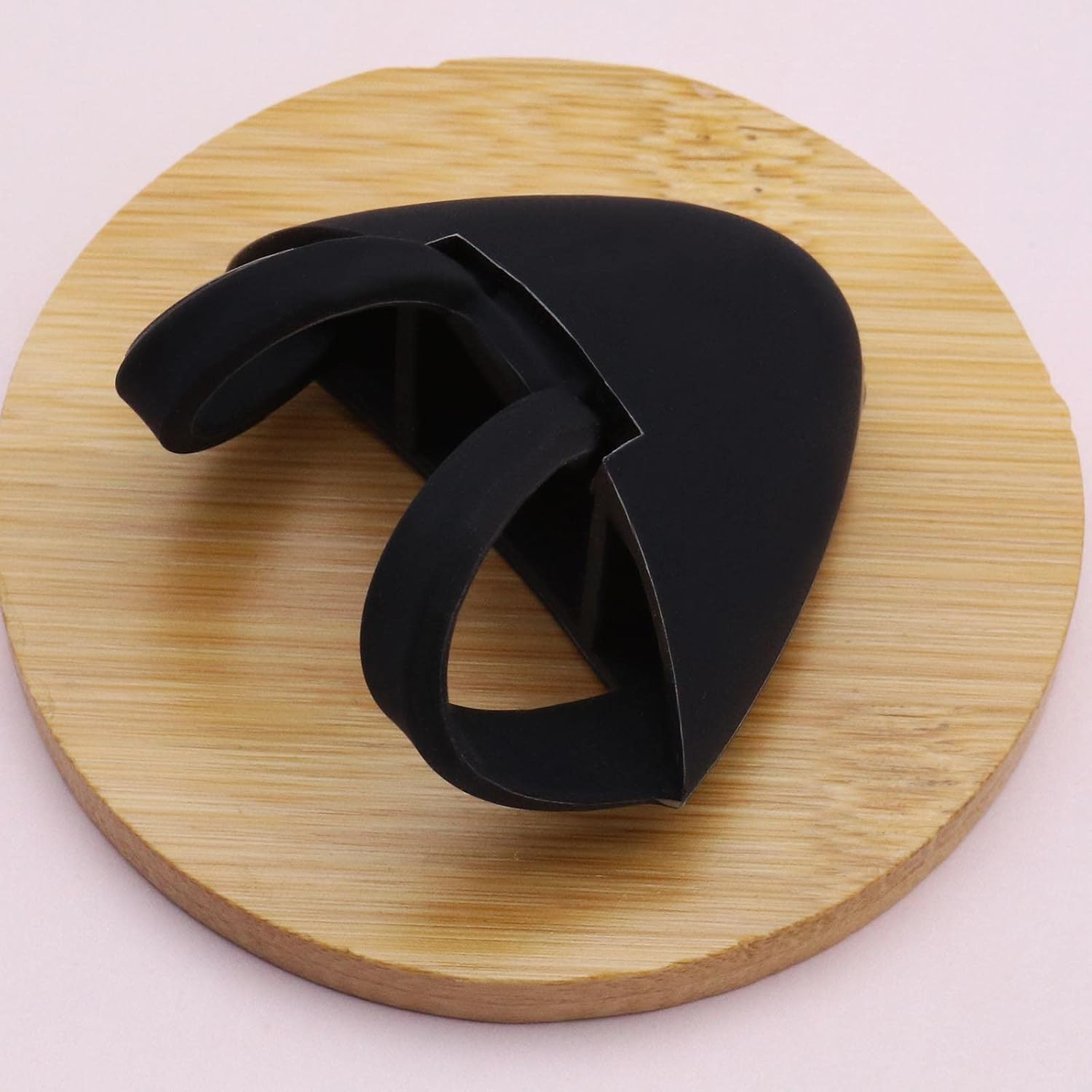 Emsea 1 Pair Silicone Cat Ears Over-Ear Headsets Cute Decoration Adjustable Straps Attachment Accessory for Video Live Gaming Headphones Black - White image number 4